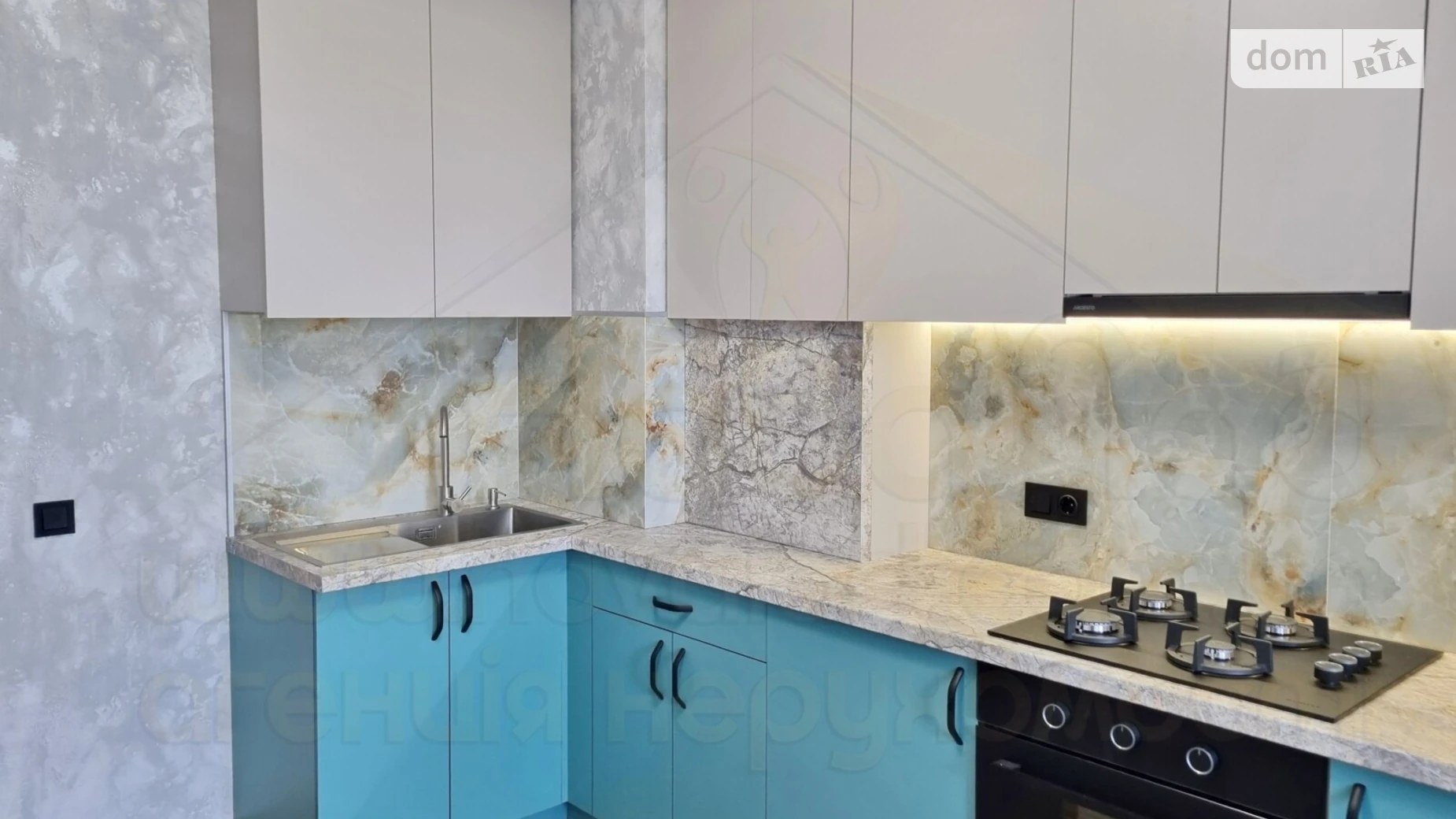 Продается 1-комнатная квартира 44.2 кв. м в Чернигове, ул. Независимости - фото 3