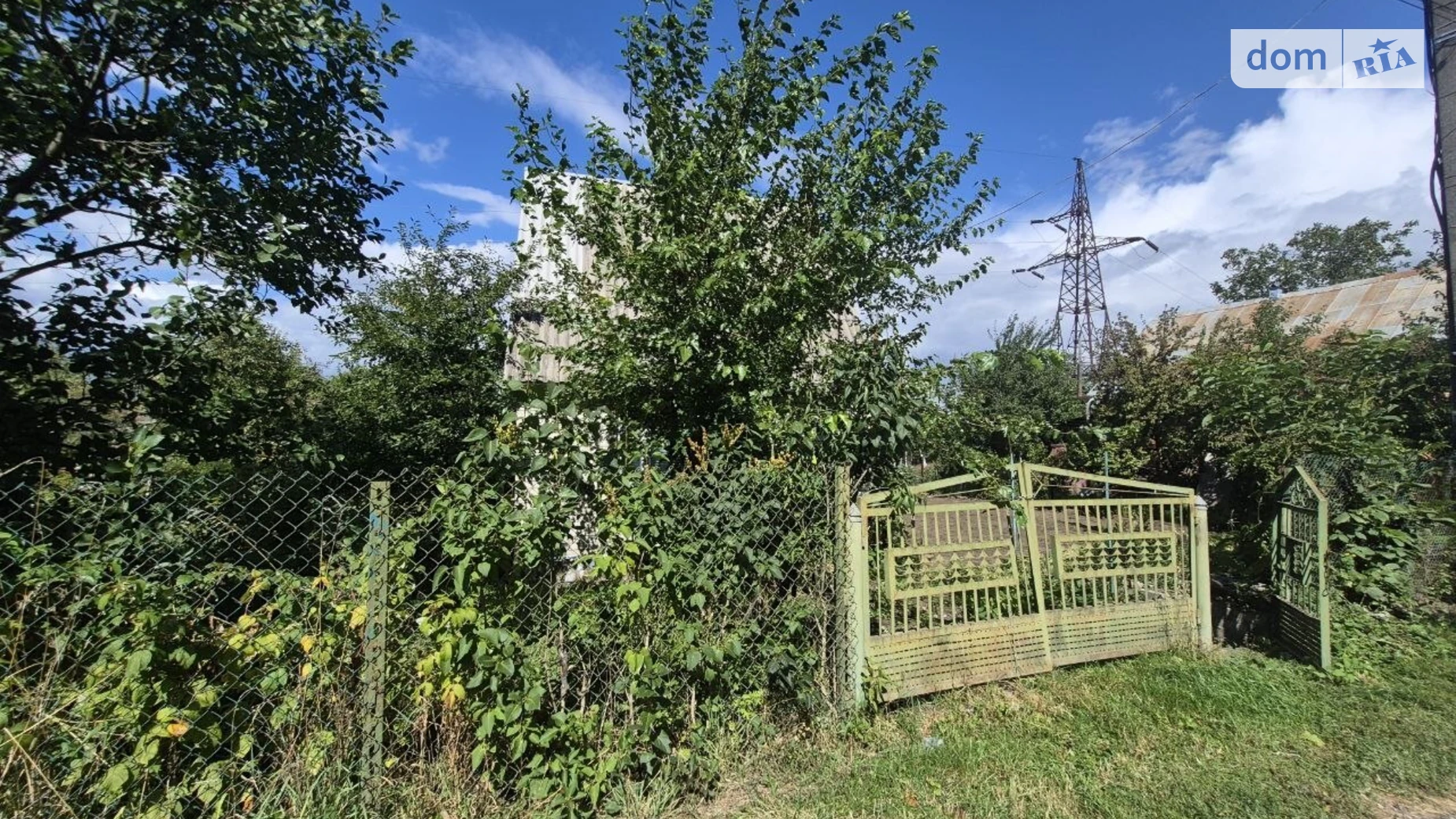 Продается дом на 2 этажа 33.8 кв. м с гаражом, цена: 23000 $ - фото 2