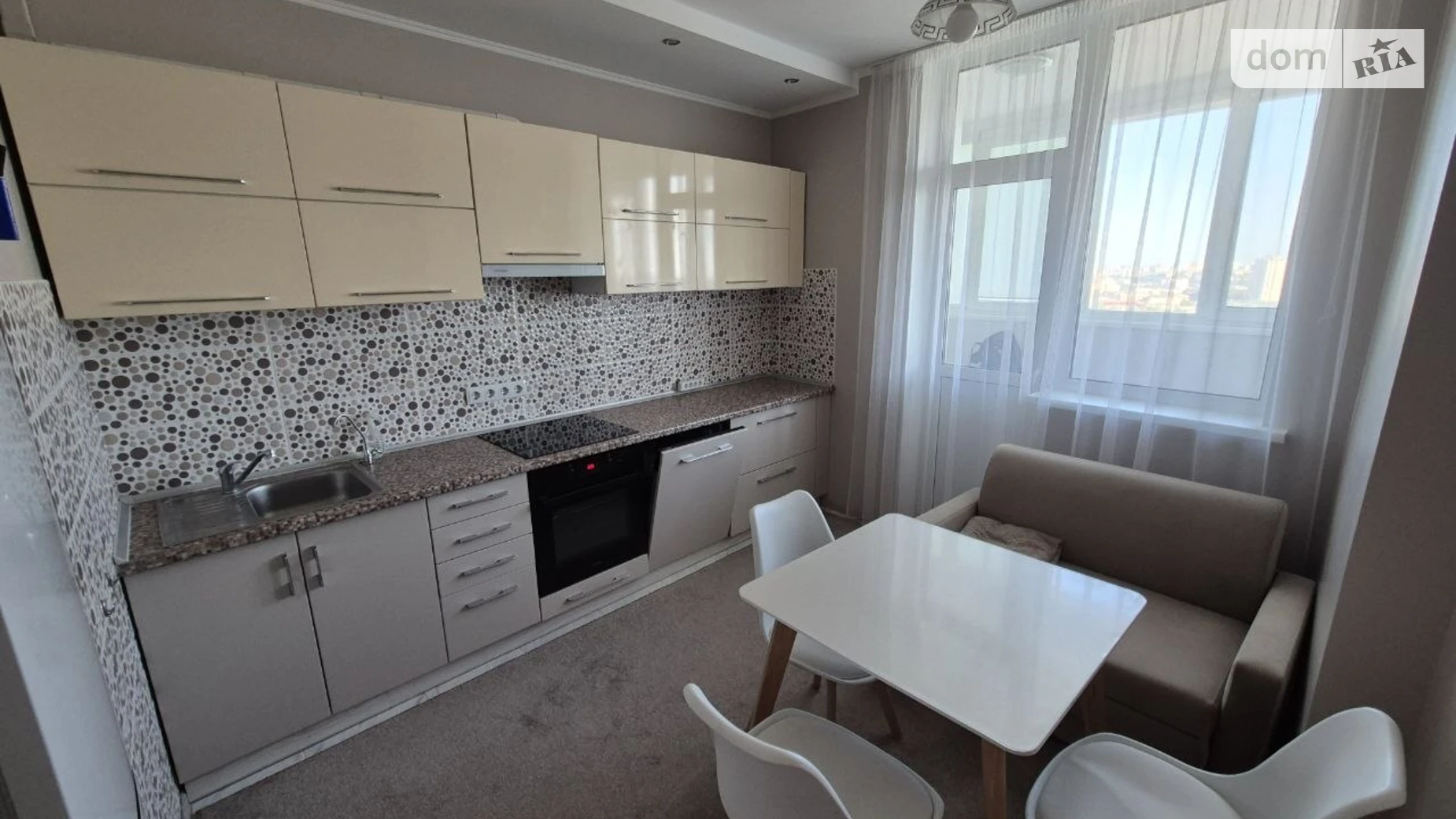 Сдается в аренду 1-комнатная квартира 51.3 кв. м в Киеве, ул. Авиаконструктора Игоря Сикорского(Танковая), 1 - фото 3