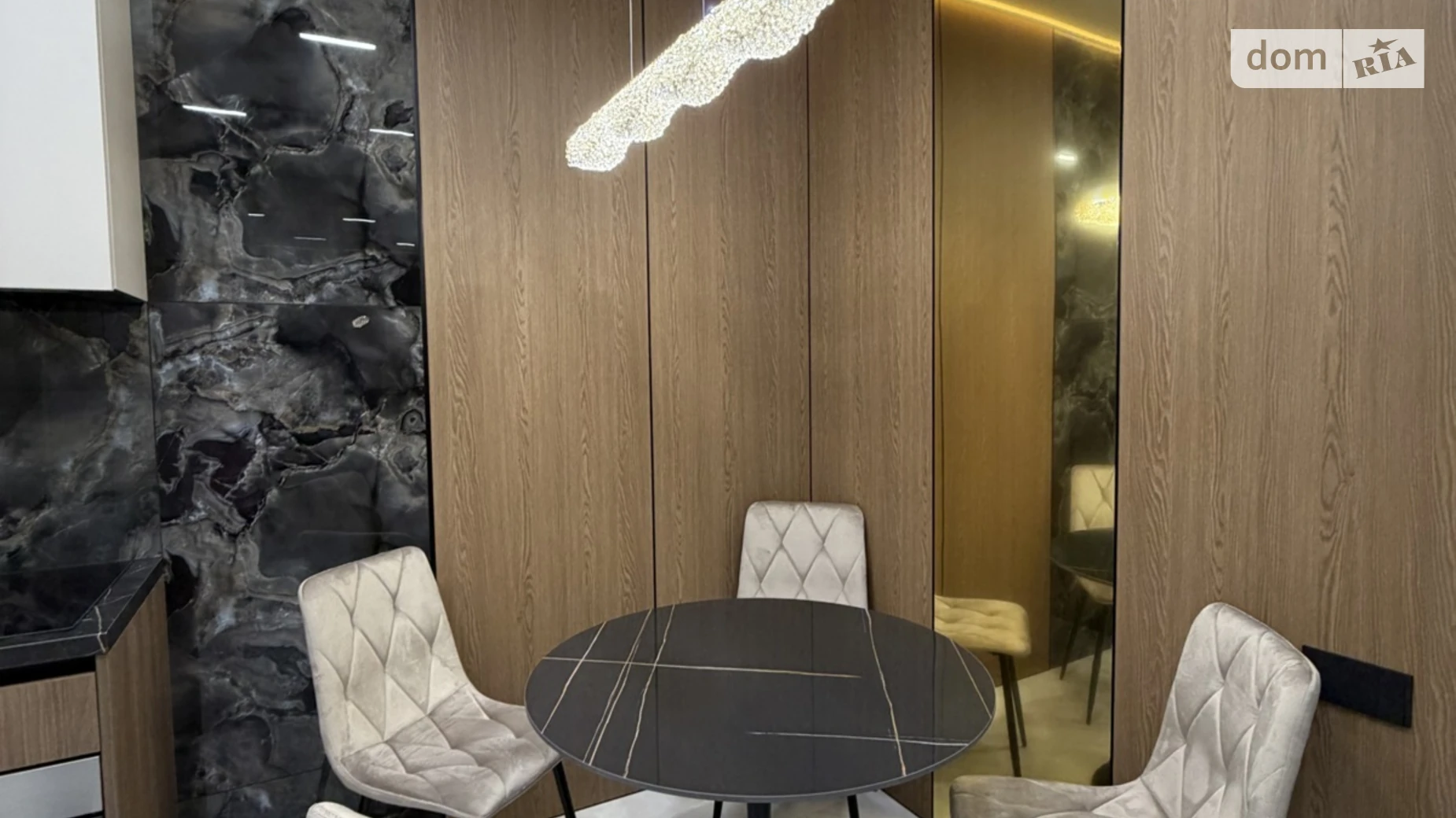 Продається 2-кімнатна квартира 43 кв. м у Одесі, вул. Генуезька, 1/1 - фото 2