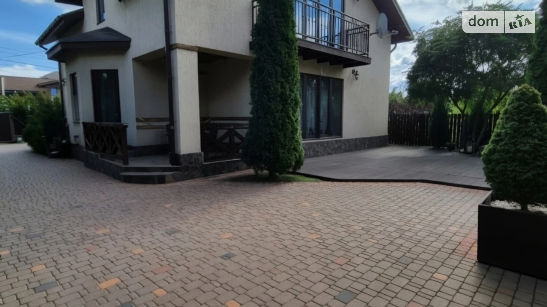 Сдается в аренду дом на 2 этажа 210 кв. м с гаражом, цена: 2300 $ - фото 2
