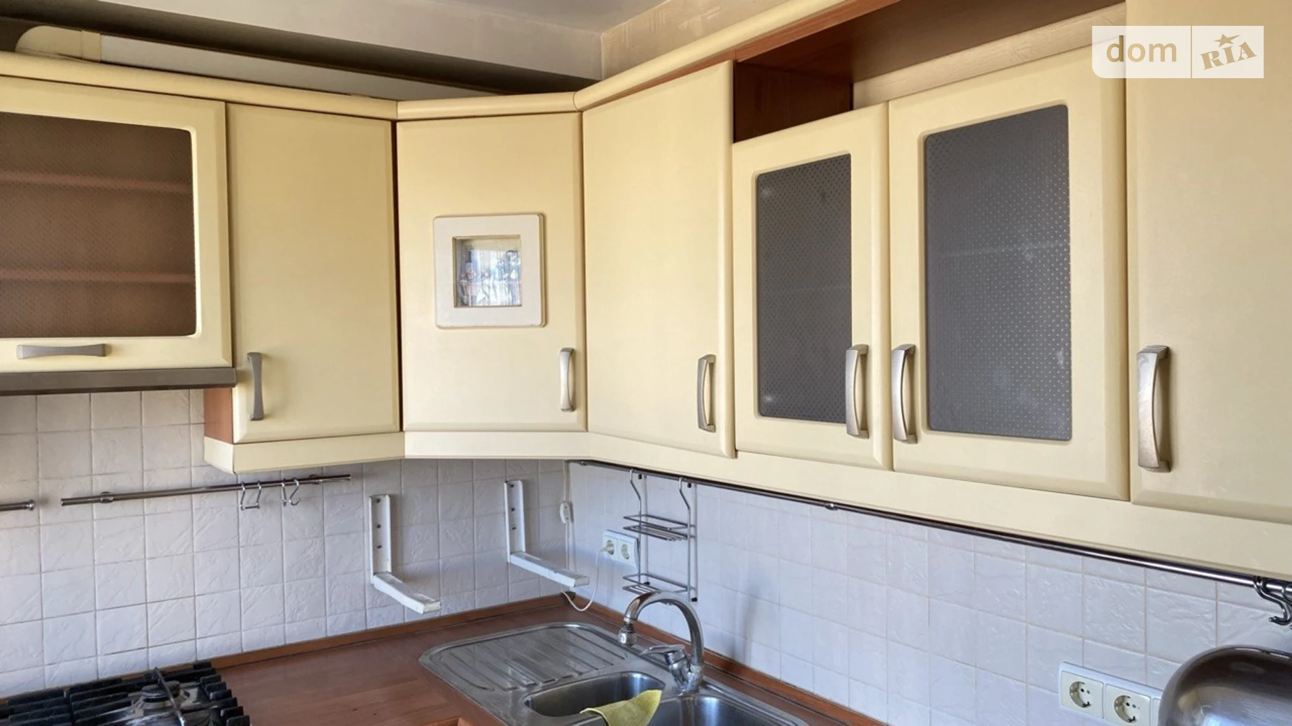 Сдается в аренду 3-комнатная квартира 59 кв. м в Киеве, ул. Амвросия Бучмы, 4 - фото 2