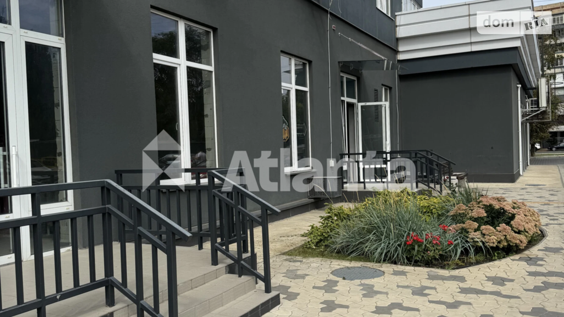 Продается помещения свободного назначения 49 кв. м в 25-этажном здании, цена: 82000 $ - фото 2