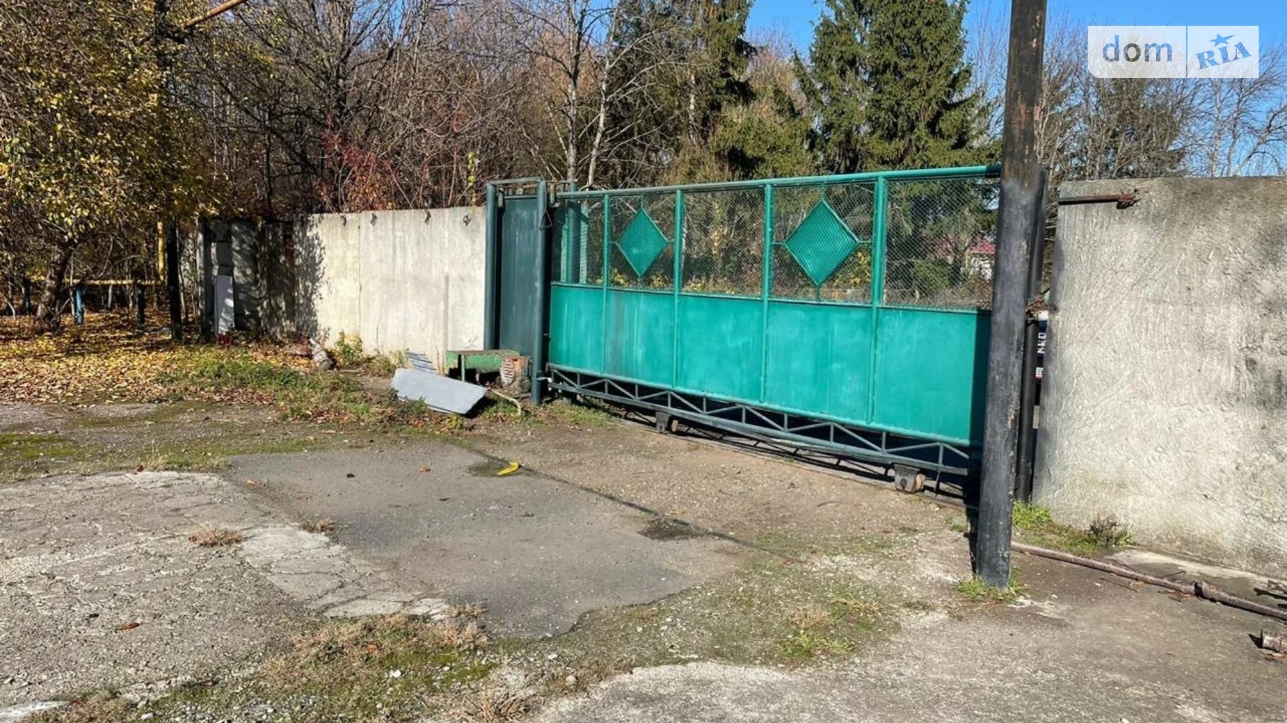 Продается объект сферы услуг 8800 кв. м в 1-этажном здании, цена: 250000 € - фото 2