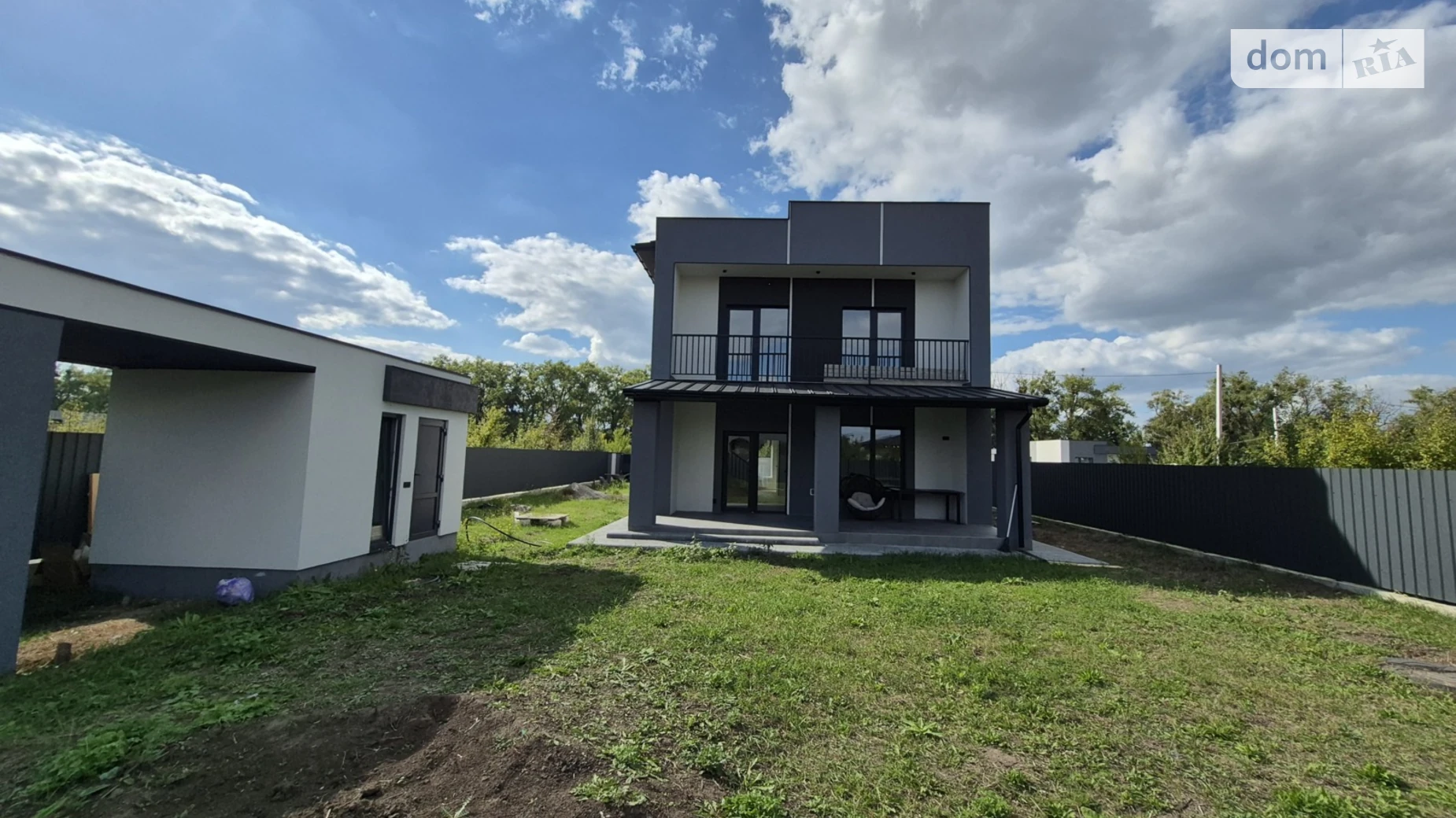 Продается дом на 2 этажа 135 кв. м с беседкой, цена: 230000 $ - фото 3