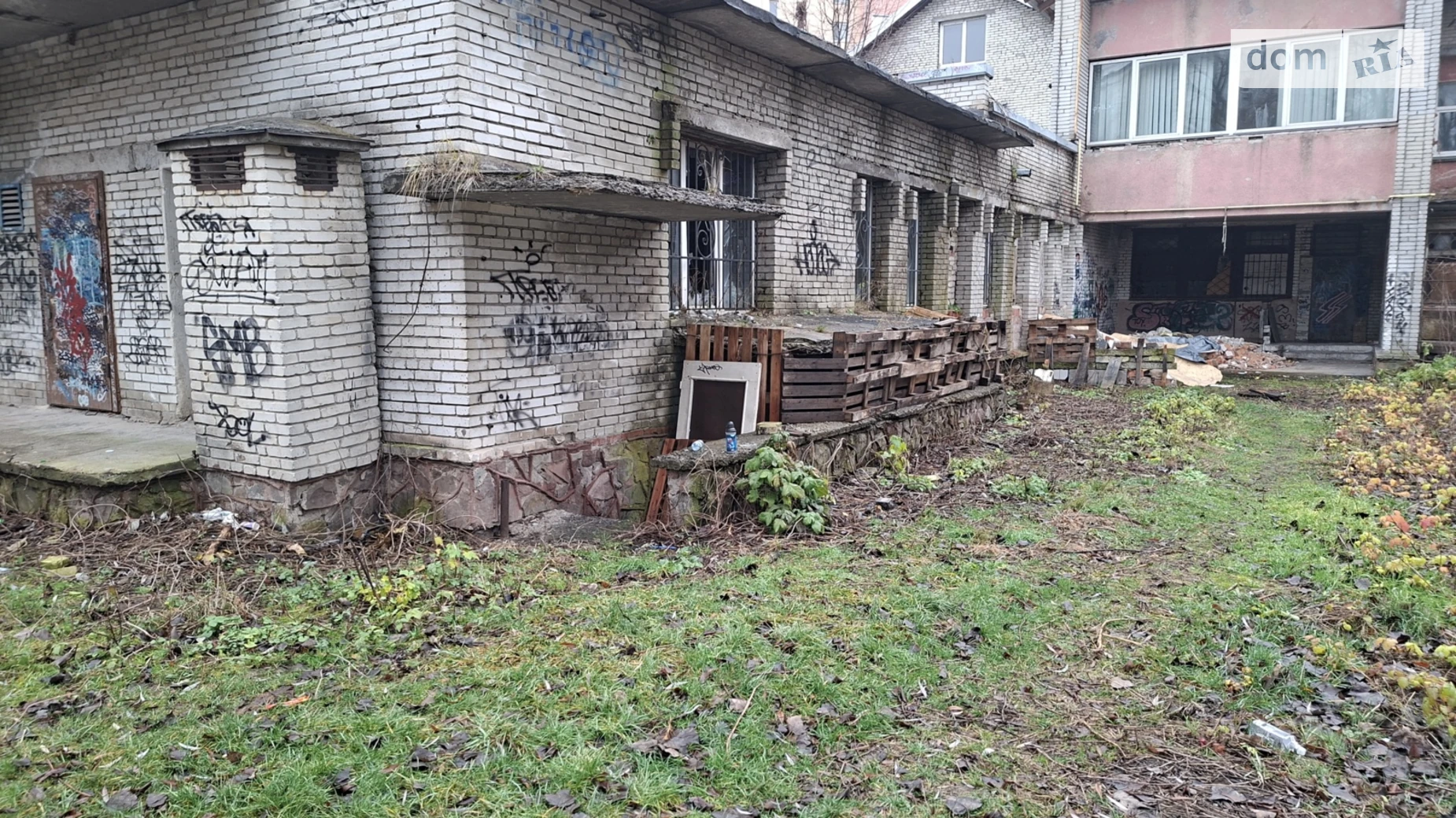 Продается помещения свободного назначения 293.2 кв. м в 2-этажном здании, цена: 76600 $ - фото 2