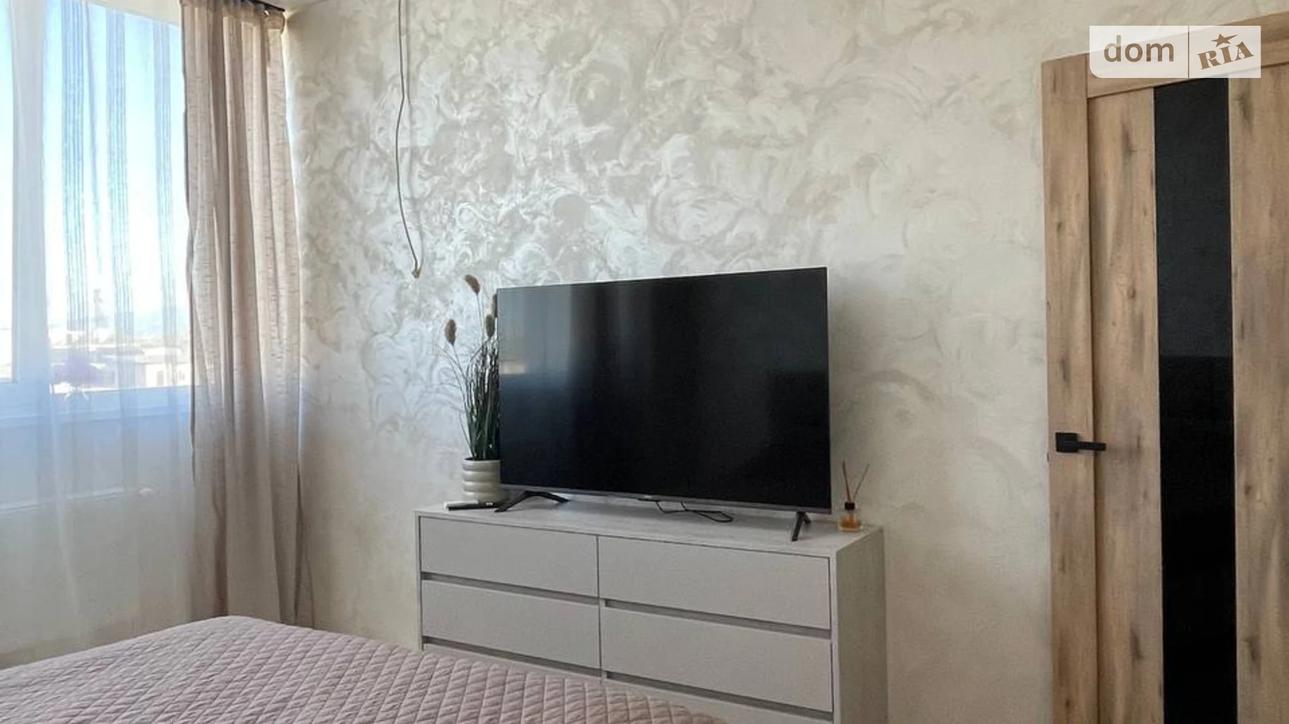 Продается 1-комнатная квартира 40 кв. м в Ужгороде, ул. Сергея Мартина(Парижской Коммуны), 4 - фото 4
