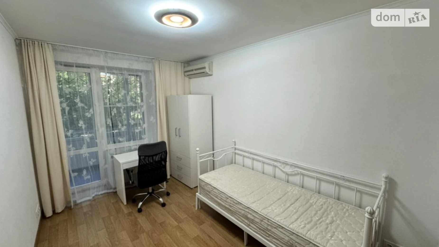 Сдается в аренду 2-комнатная квартира 76 кв. м в Киеве, ул. Лаврская, 4 - фото 3