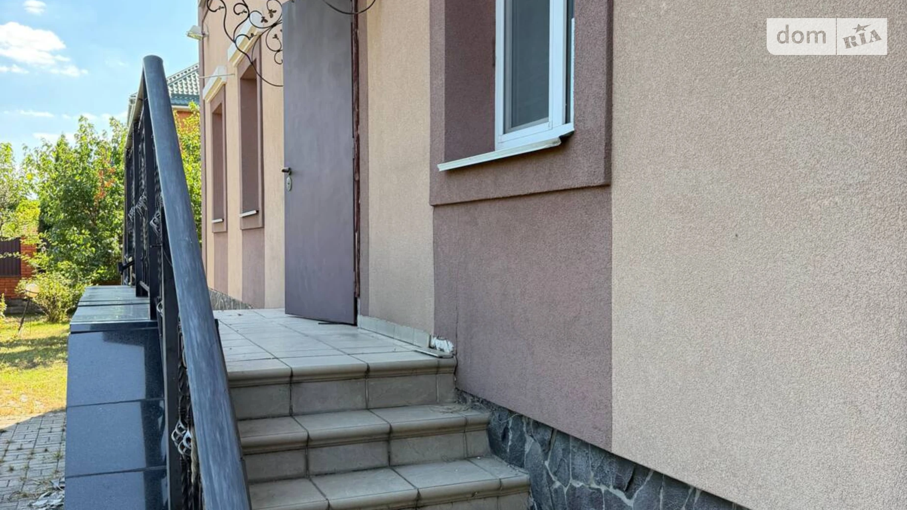 Продается дом на 2 этажа 256 кв. м с садом, цена: 410000 $ - фото 5