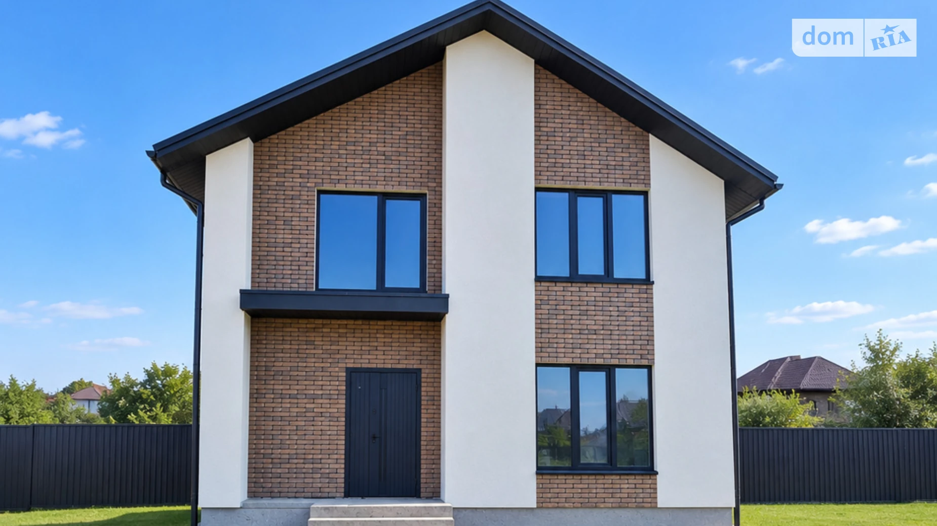 Продается дом на 2 этажа 120 кв. м с камином, цена: 135000 $ - фото 2
