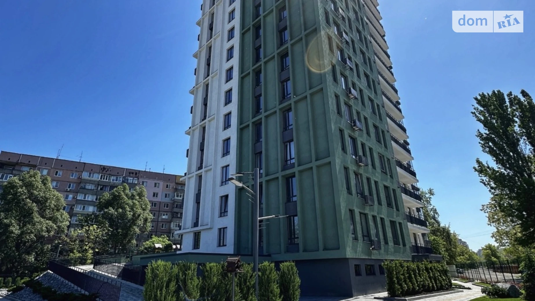 Продается 1-комнатная квартира 44 кв. м в Днепре, ул. Космическая, 5 - фото 2