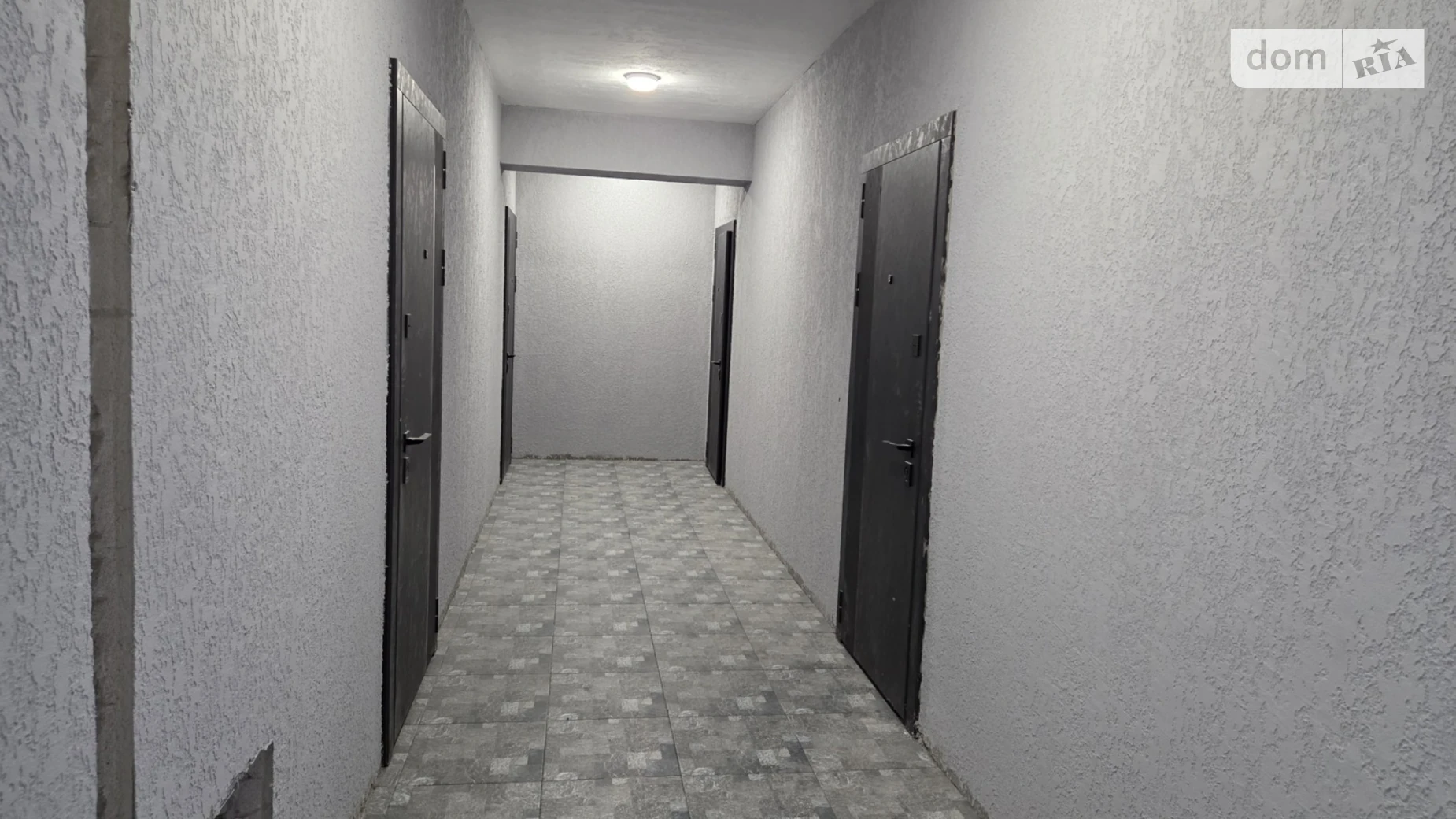 Продается 1-комнатная квартира 41 кв. м в Ужгороде, ул. Енковская - фото 4