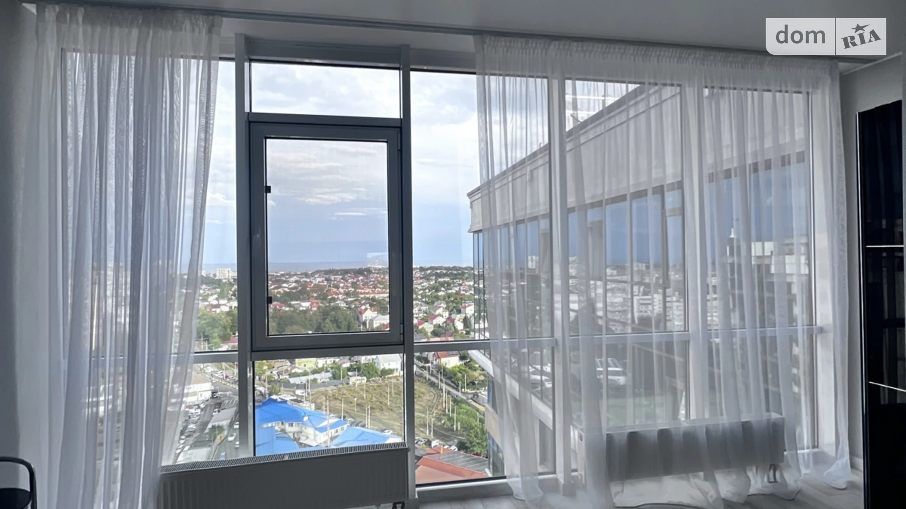 Продается 2-комнатная квартира 65 кв. м в Одессе, ул. Жемчужная - фото 2
