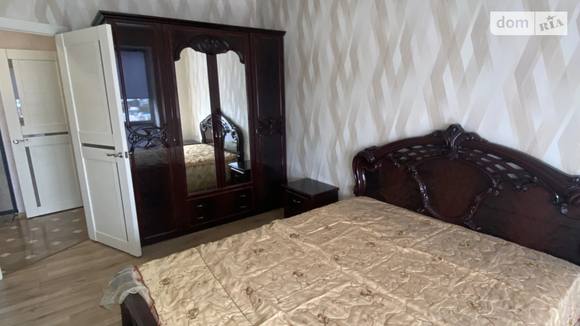 1-комнатная квартира 44 кв. м в Луцке, ул. Привокзальная - фото 5