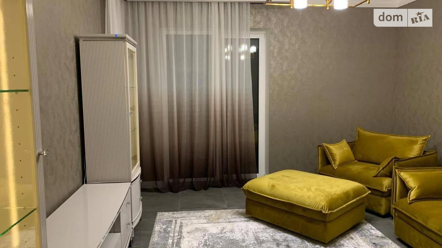 Сдается в аренду дом на 2 этажа 270 кв. м с верандой, цена: 3000 $ - фото 3