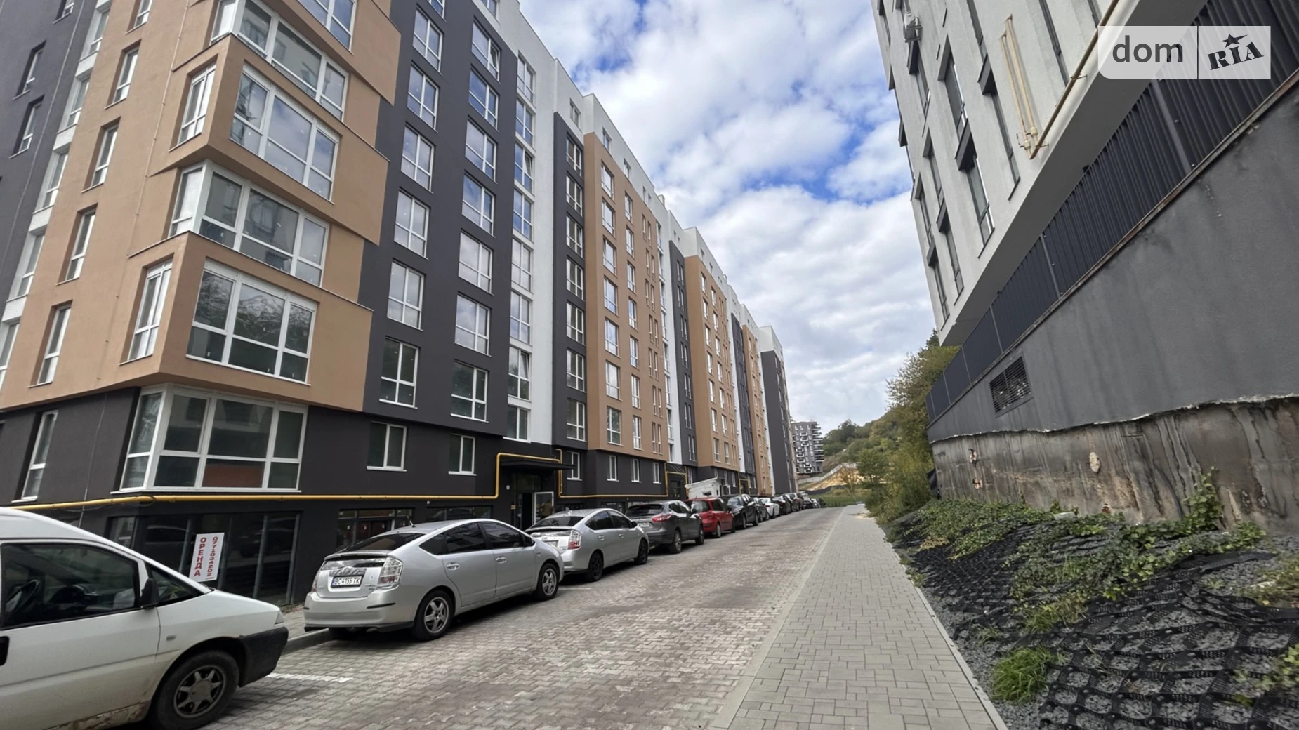 Продается 2-комнатная квартира 73 кв. м в Львове, ул. Малоголоскивская, 42А - фото 2