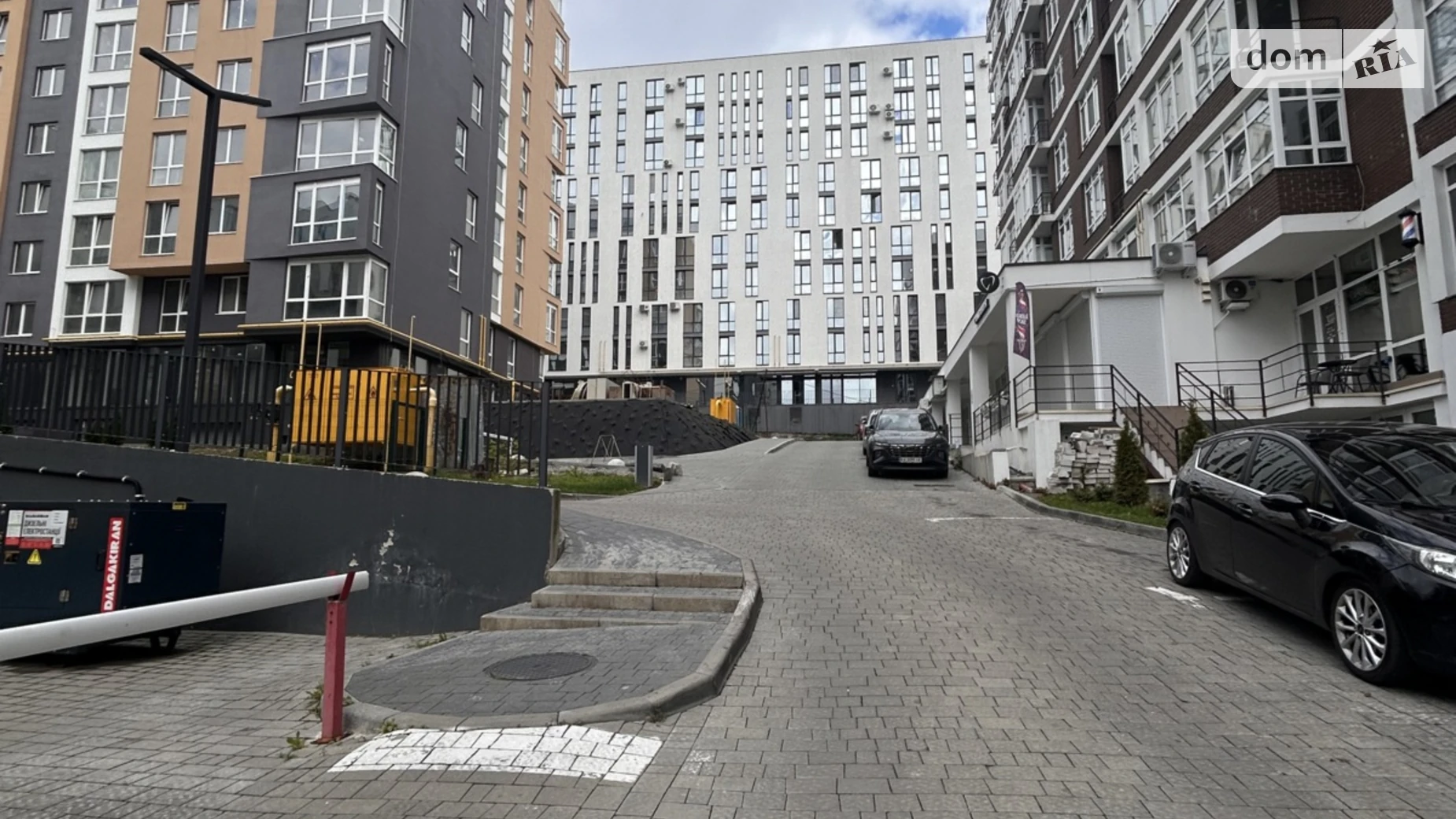 Продается 2-комнатная квартира 73 кв. м в Львове, ул. Малоголоскивская, 42А - фото 4