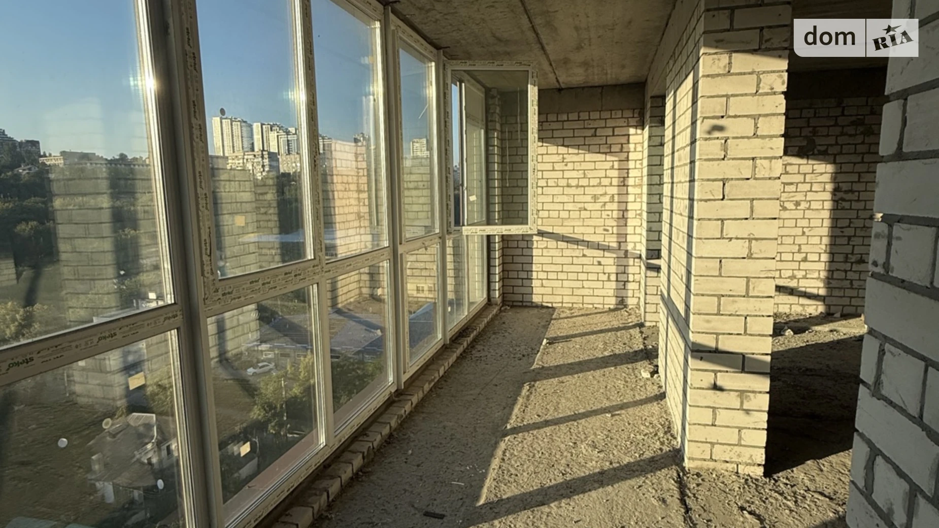 Продается 1-комнатная квартира 88 кв. м в Днепре, ул. Мандрыковская, 51Л - фото 2