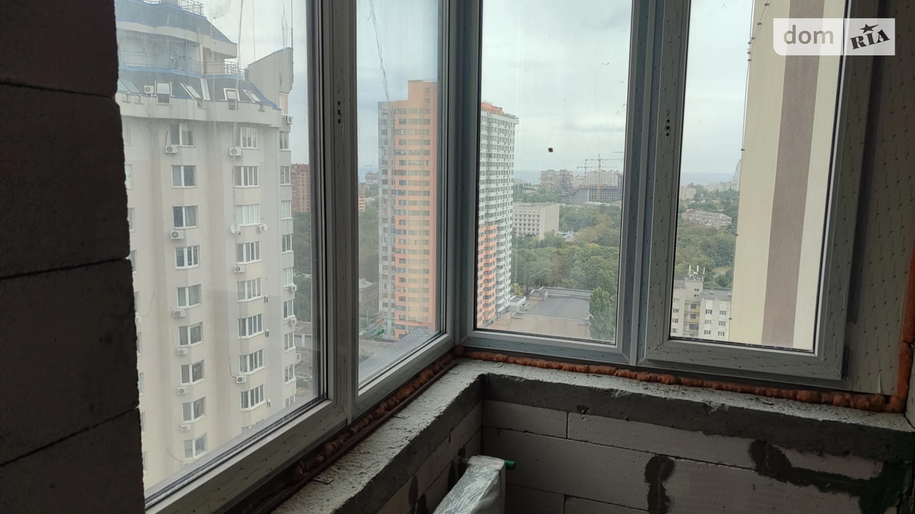 Продається 1-кімнатна квартира 45 кв. м у Одесі, вул. Середньофонтанська - фото 2