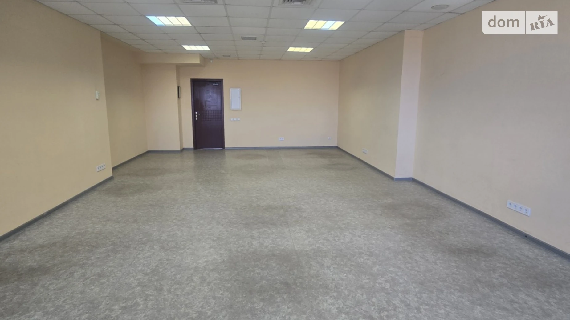 Сдается в аренду офис 55 кв. м в бизнес-центре, цена: 11200 грн - фото 2