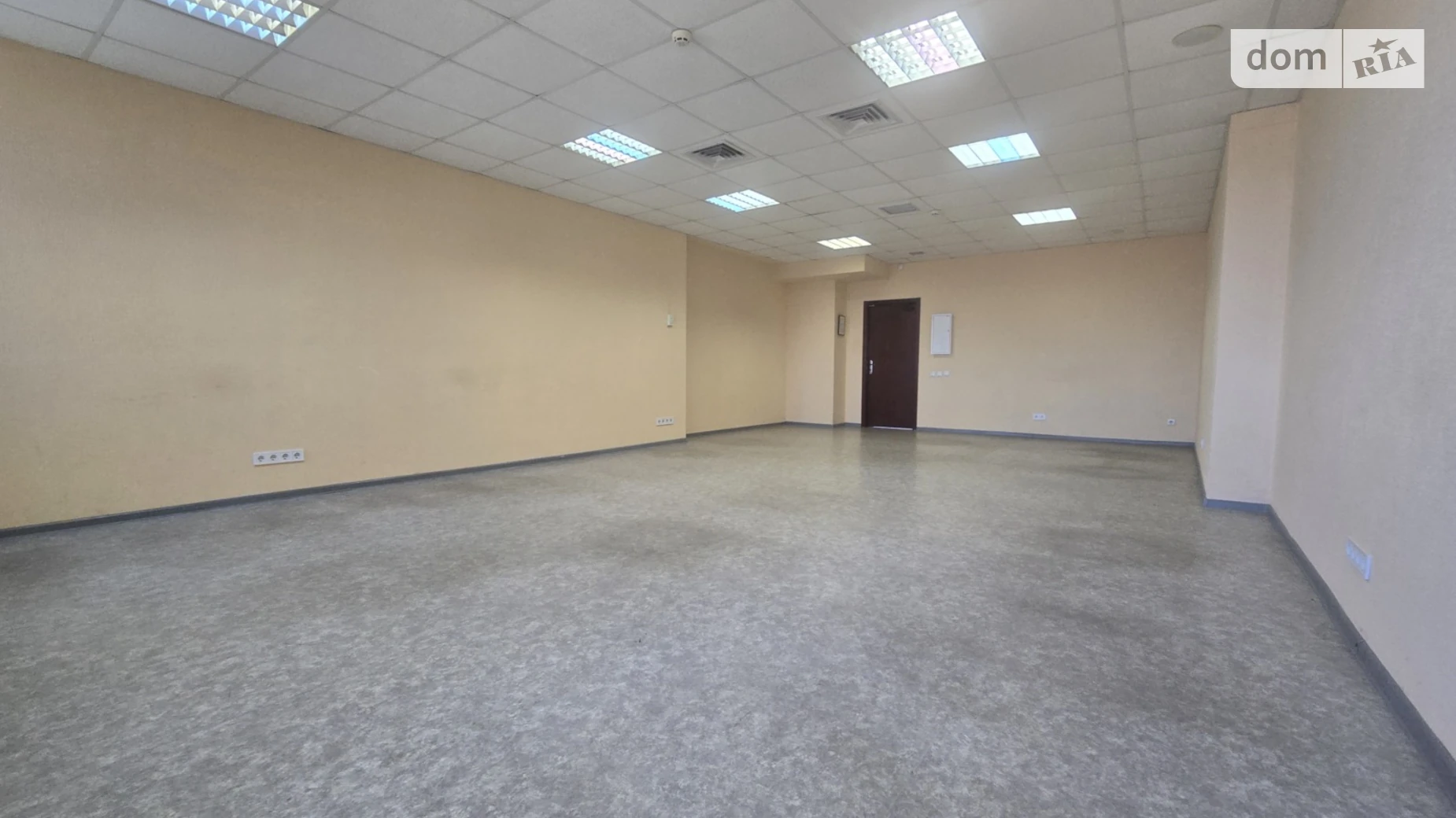 Сдается в аренду офис 55 кв. м в бизнес-центре, цена: 11200 грн - фото 4