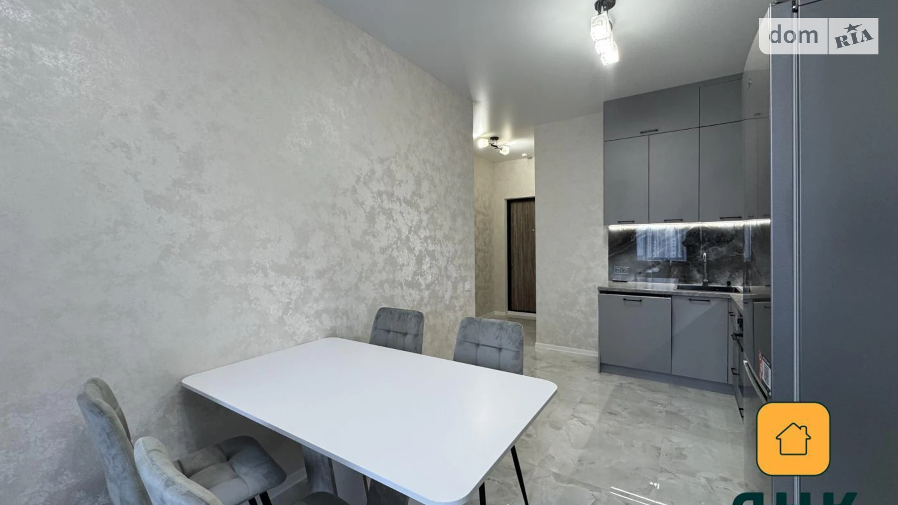 Продається 1-кімнатна квартира 42 кв. м у Одесі, вул. Генуезька, 1/1 - фото 2