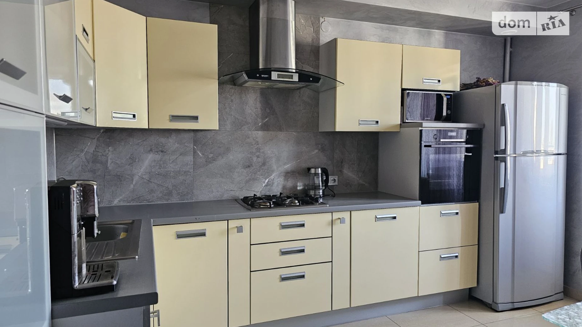 3-кімнатна квартира 96 кв. м у Тернополі, вул. Карпенка - фото 2