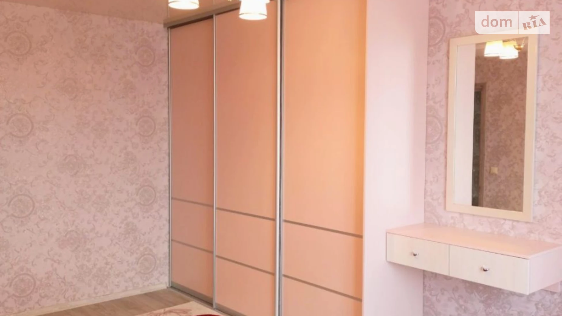 Продается 2-комнатная квартира 61.7 кв. м в Чернигове, просп. Победы - фото 4