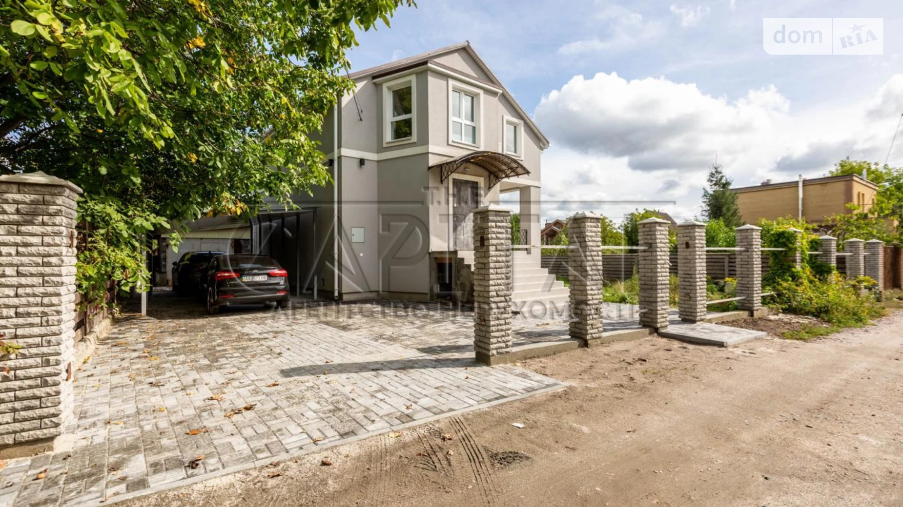 Продается дом на 2 этажа 191 кв. м с камином, цена: 320000 $ - фото 3