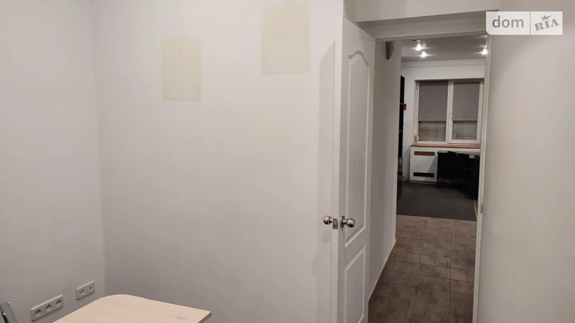 Сдается в аренду офис 62 кв. м в бизнес-центре, цена: 25000 грн - фото 4