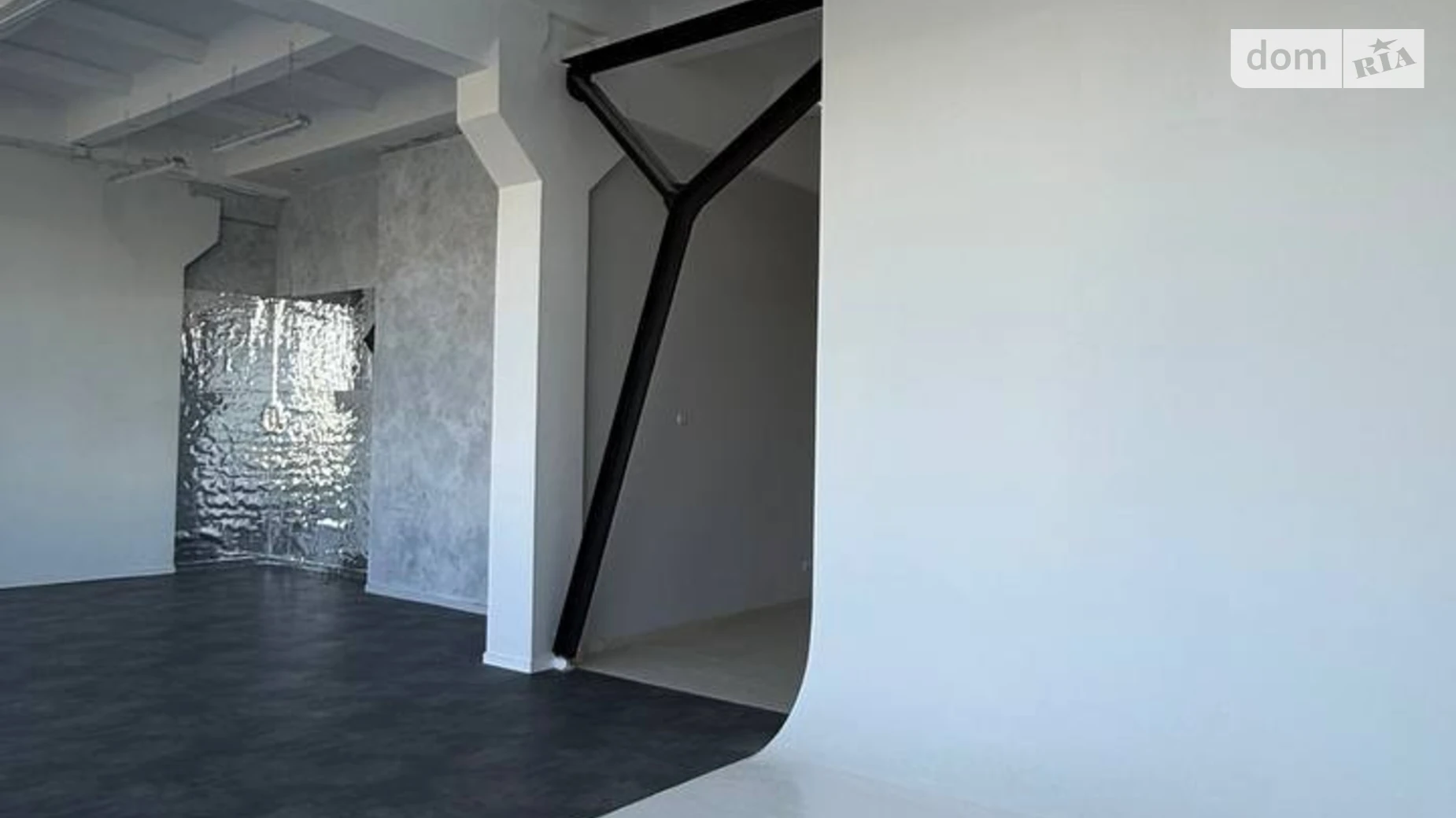 Сдается в аренду офис 96 кв. м в бизнес-центре, цена: 720 $ - фото 3