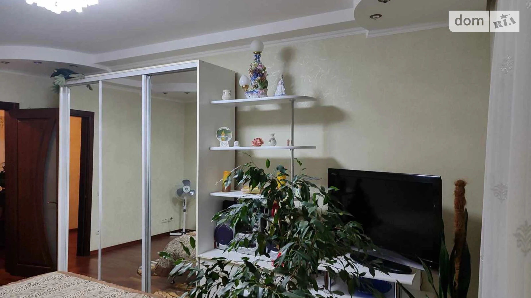 Продается 1-комнатная квартира 43 кв. м в Киеве, ул. Лисковская, 32/51 - фото 4