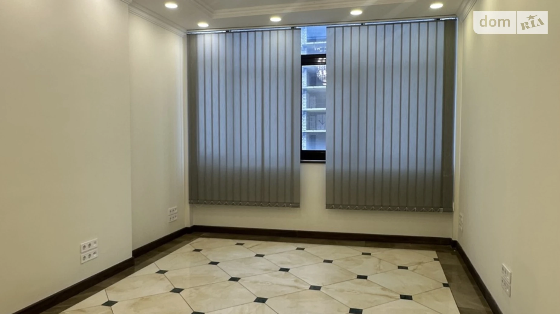 Сдается в аренду офис 68.6 кв. м в бизнес-центре, цена: 1029 $ - фото 2
