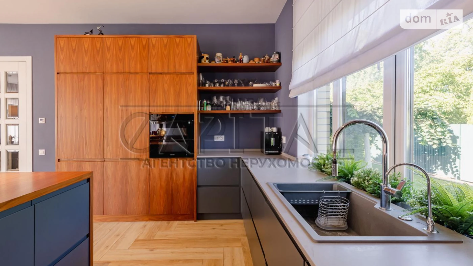 Продается дом на 2 этажа 240 кв. м с бассейном, цена: 535000 $ - фото 4