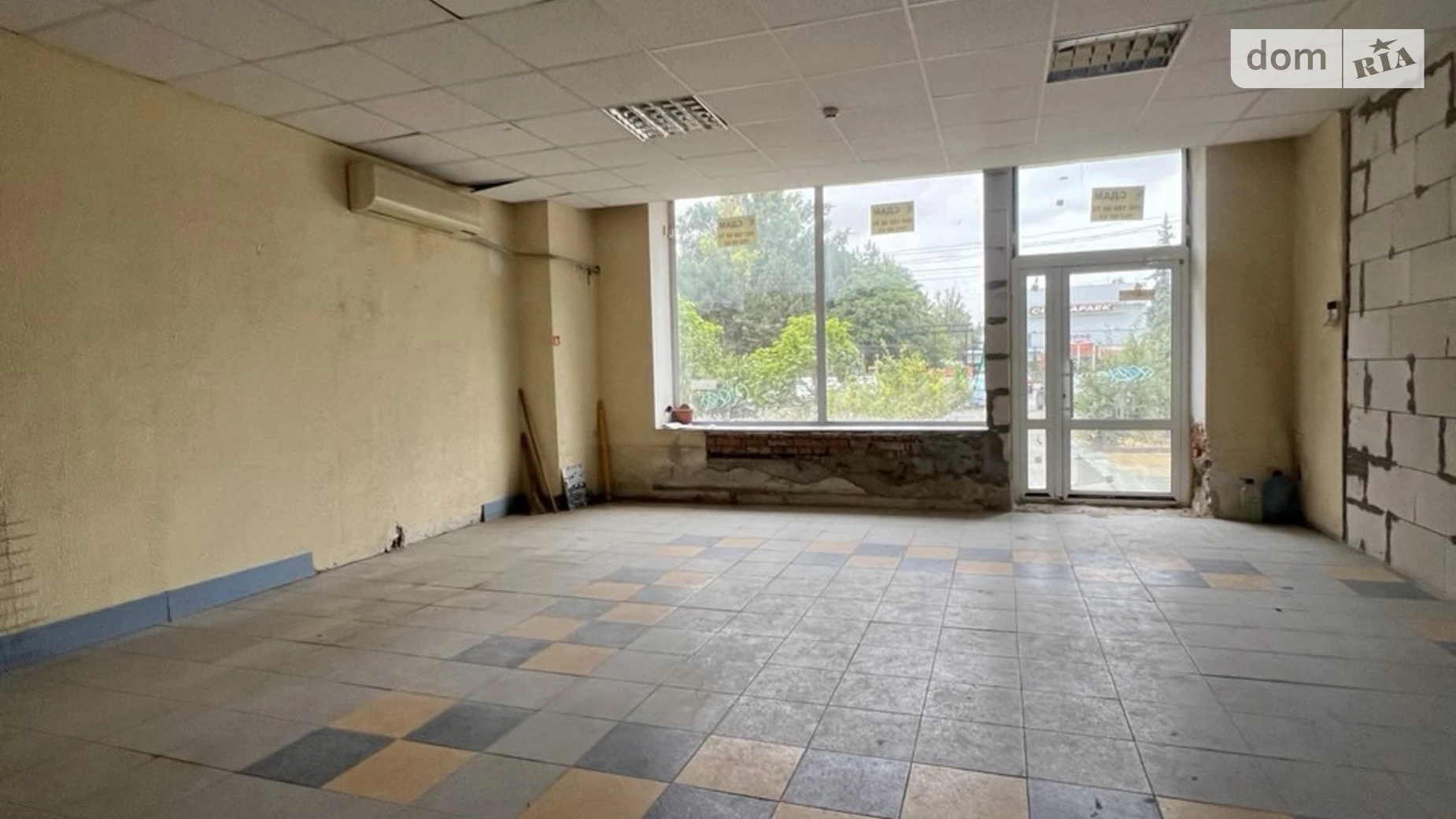 Здається в оренду приміщення вільного призначення 215.2 кв. м в 1-поверховій будівлі, цена: 2150 € - фото 4
