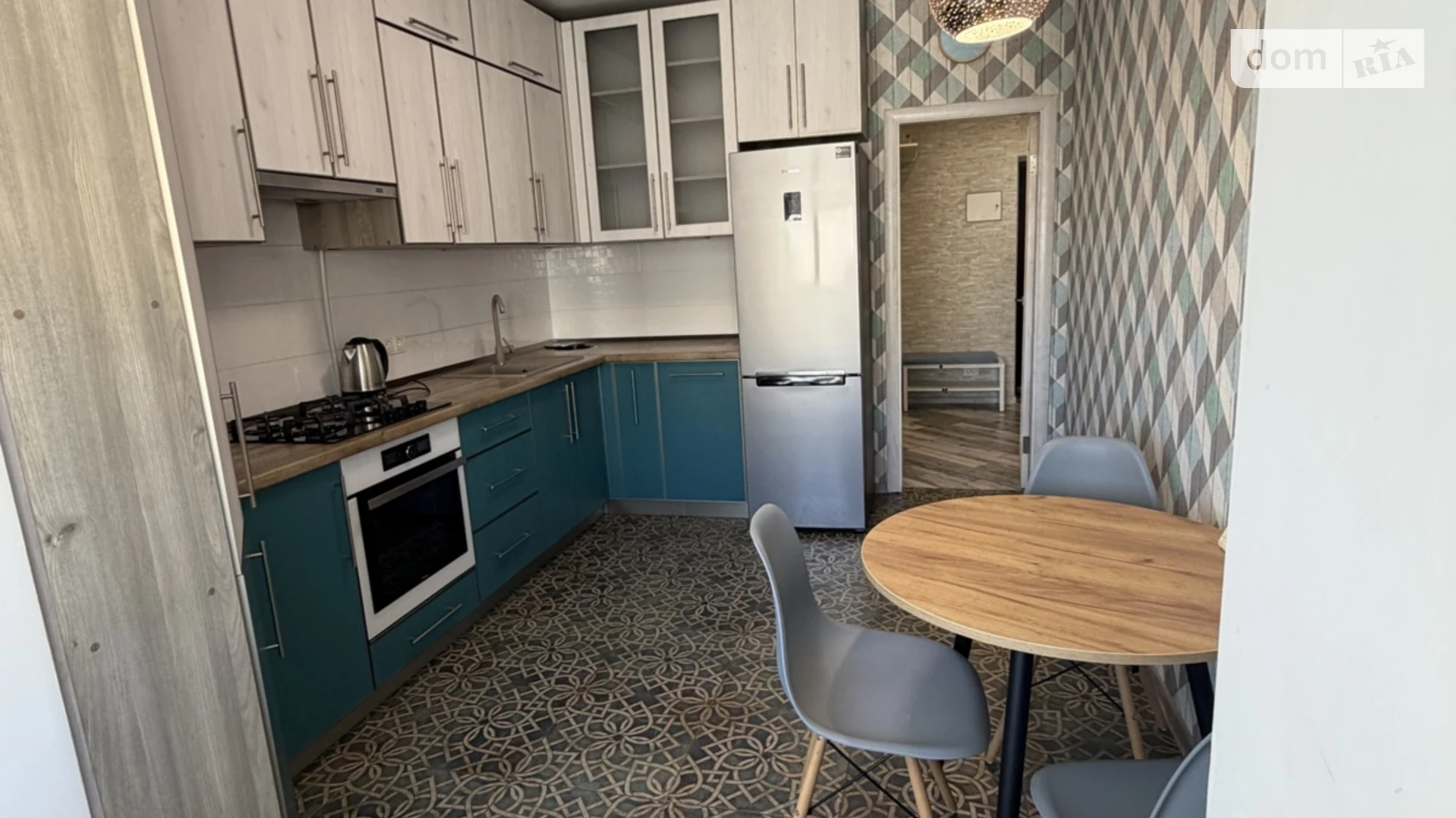 Продается 1-комнатная квартира 46 кв. м в Житомире, ул. Евгения Рыхлика - фото 2