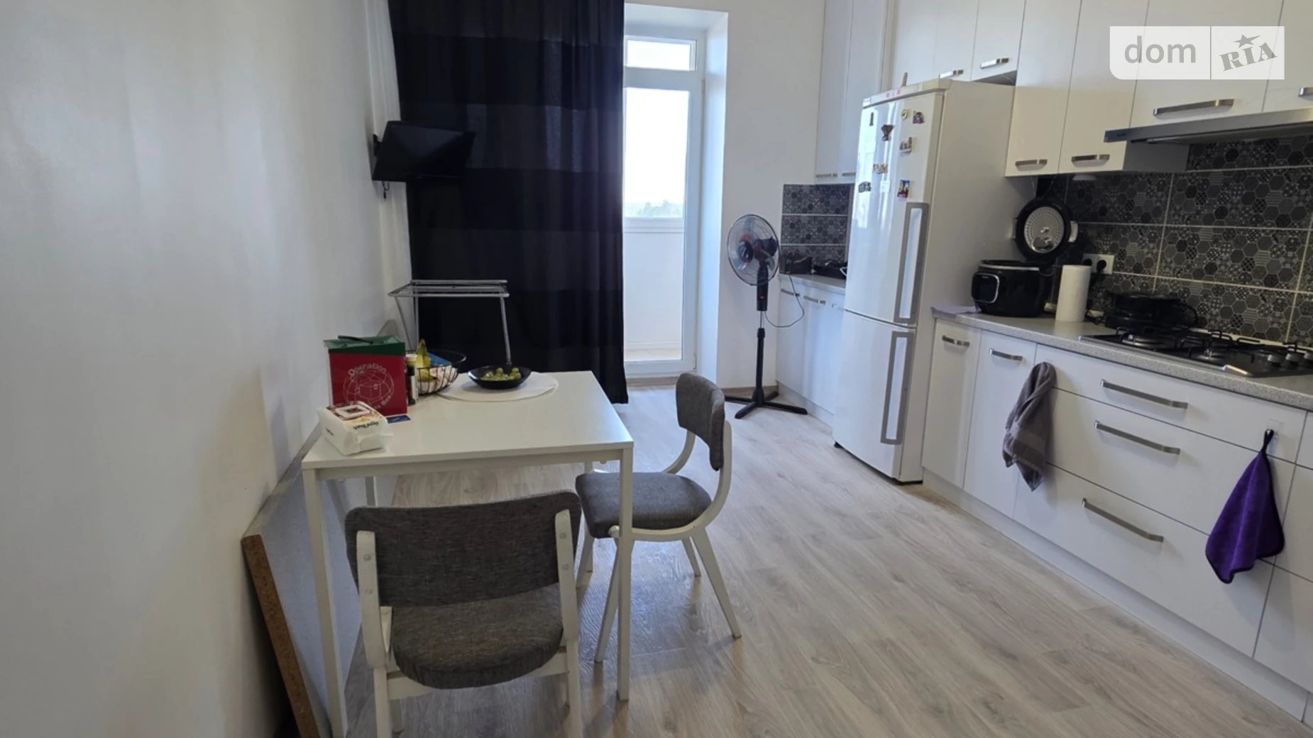 Продается 1-комнатная квартира 49 кв. м в Хмельницком, ул. Шевченко, 46 - фото 2