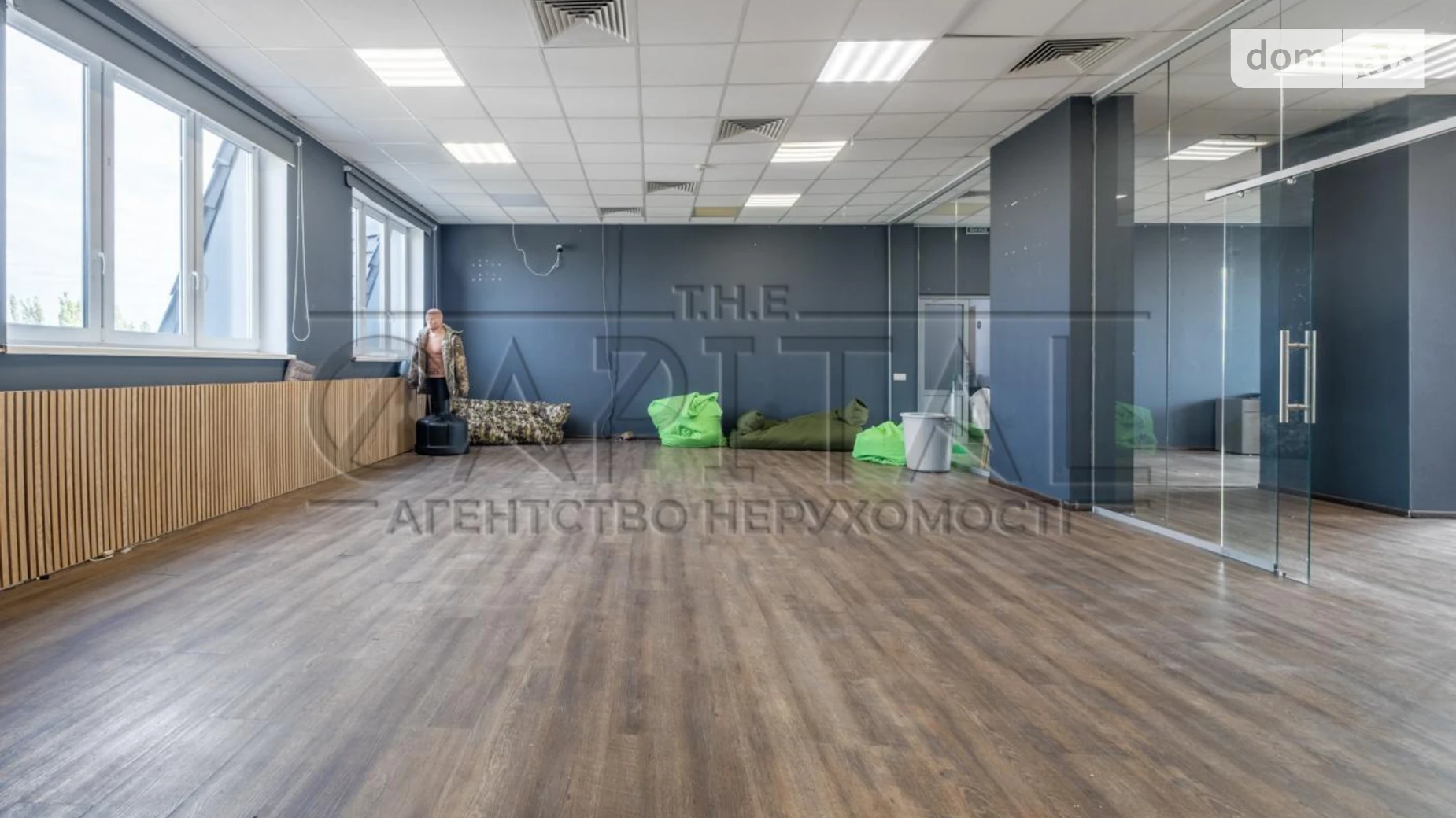 Сдается в аренду офис 1318 кв. м в бизнес-центре, цена: 18452 $ - фото 3