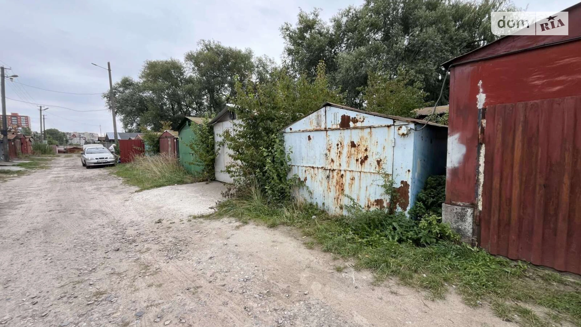Продается место в гаражном кооперативе под легковое авто на 17.6 кв. м, цена: 2000 $ - фото 2