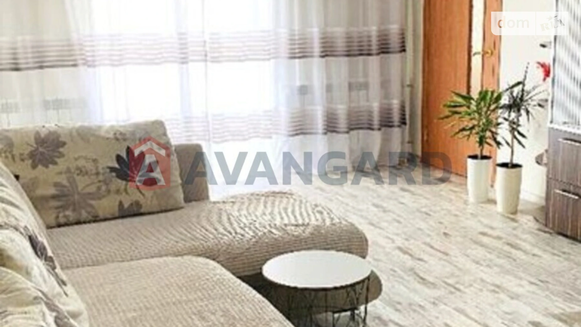 3-комнатная квартира 77 кв. м в Запорожье, ул. Трегубова - фото 3