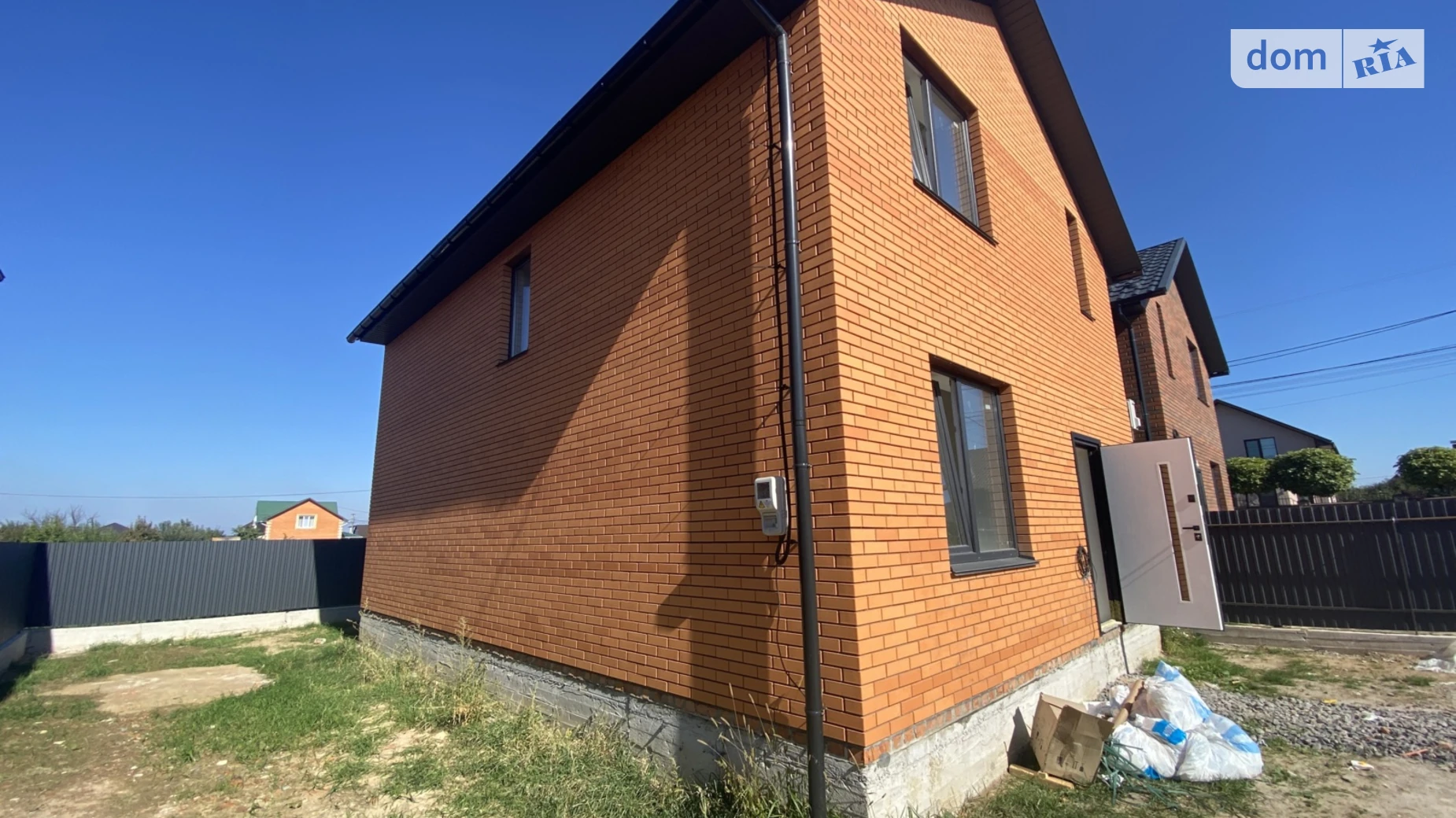 Продается дом на 2 этажа 110 кв. м с подвалом, цена: 105000 $ - фото 2