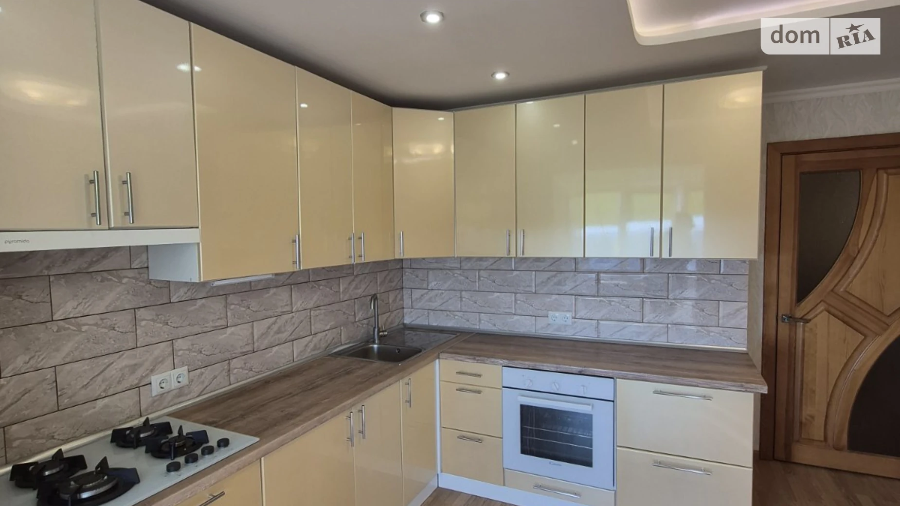 2-комнатная квартира 71.3 кв. м в Луцке, цена: 89000 $ - фото 5