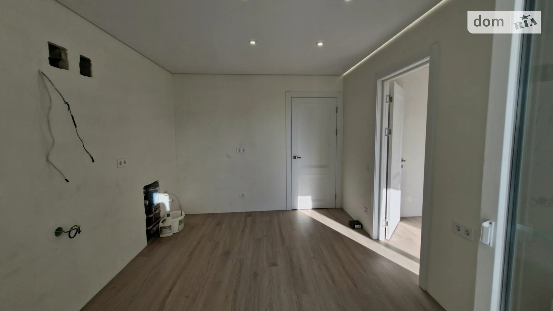 Продается 2-комнатная квартира 56.6 кв. м в Черкассах, ул. Казацкая, 1/1 - фото 2