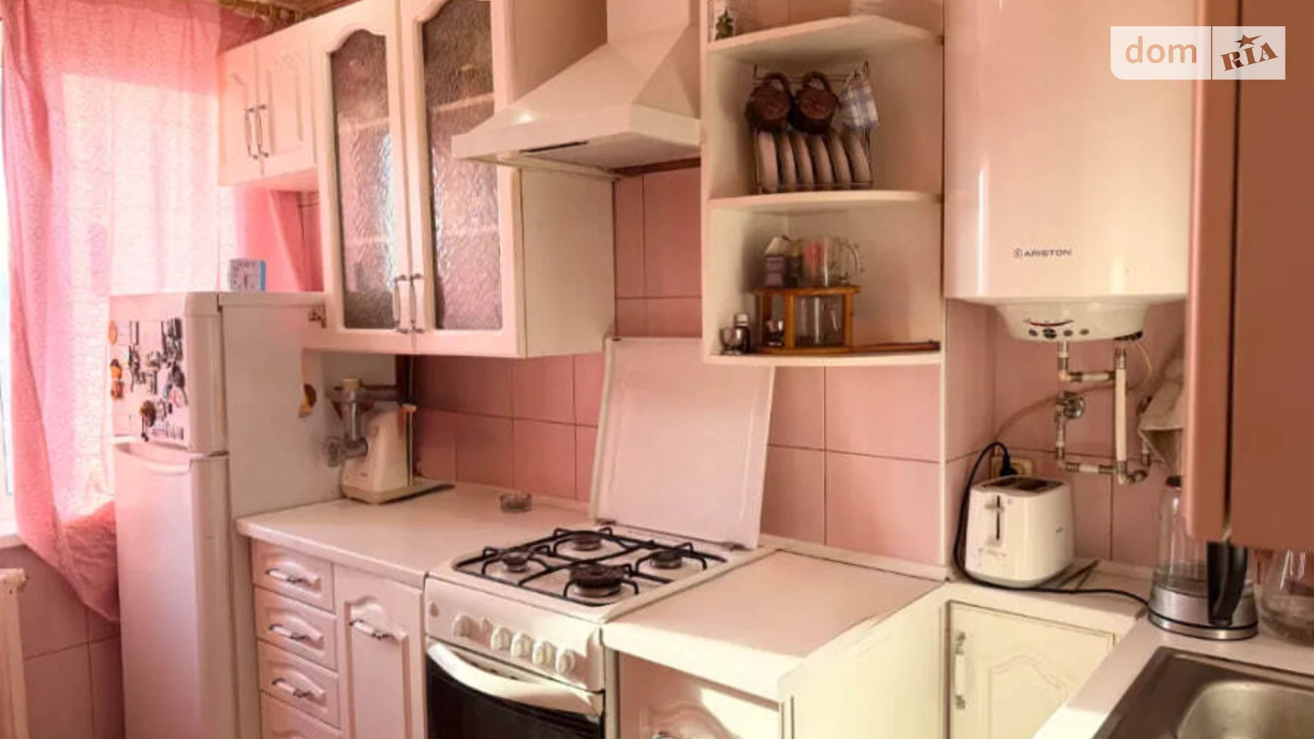 Продается 3-комнатная квартира 64.5 кв. м в Днепре, просп. Слобожанский, 82 - фото 2