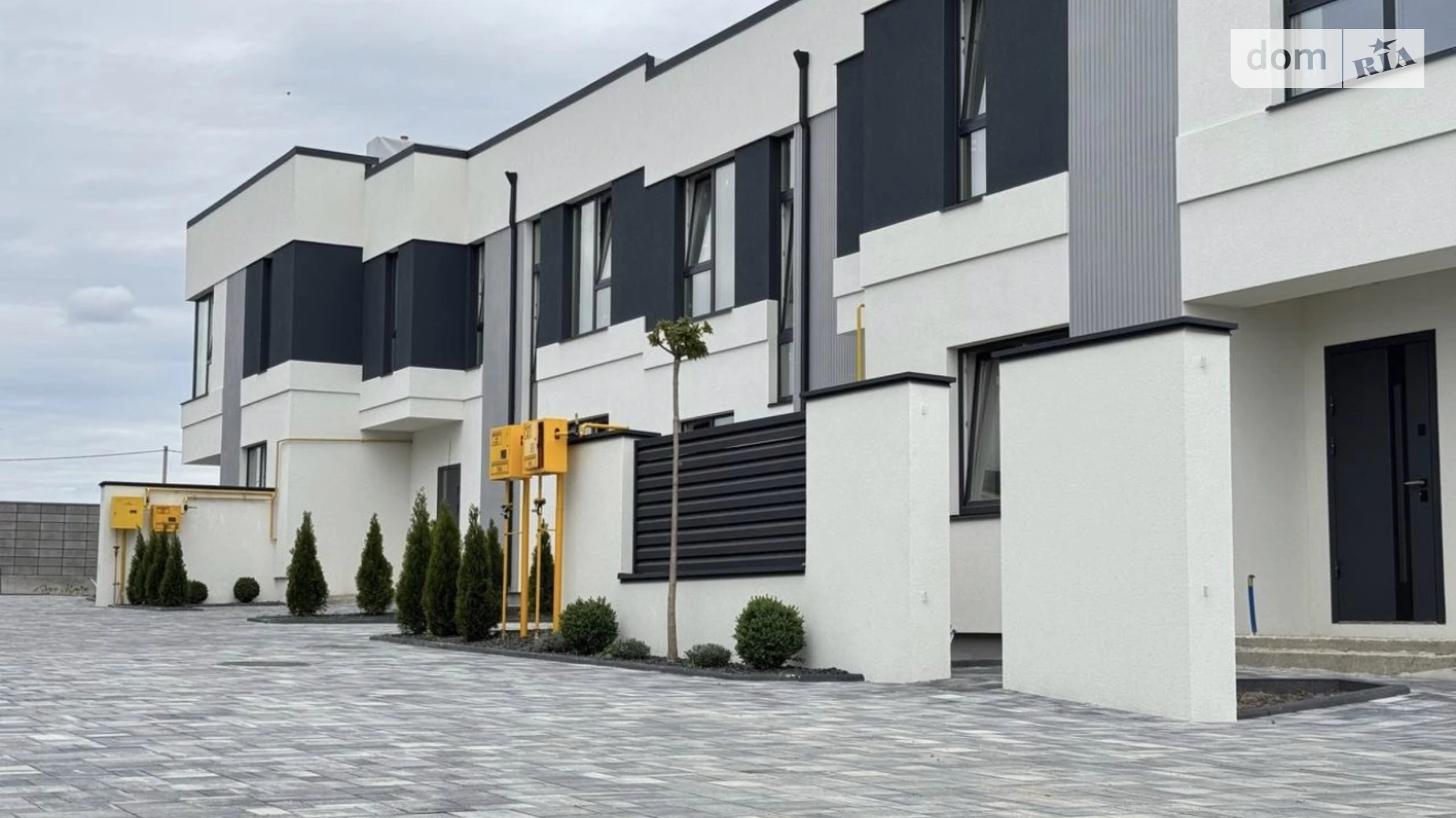 вул. Сергія Голубєва Південний Рівне, цена: 115000 $ - фото 4