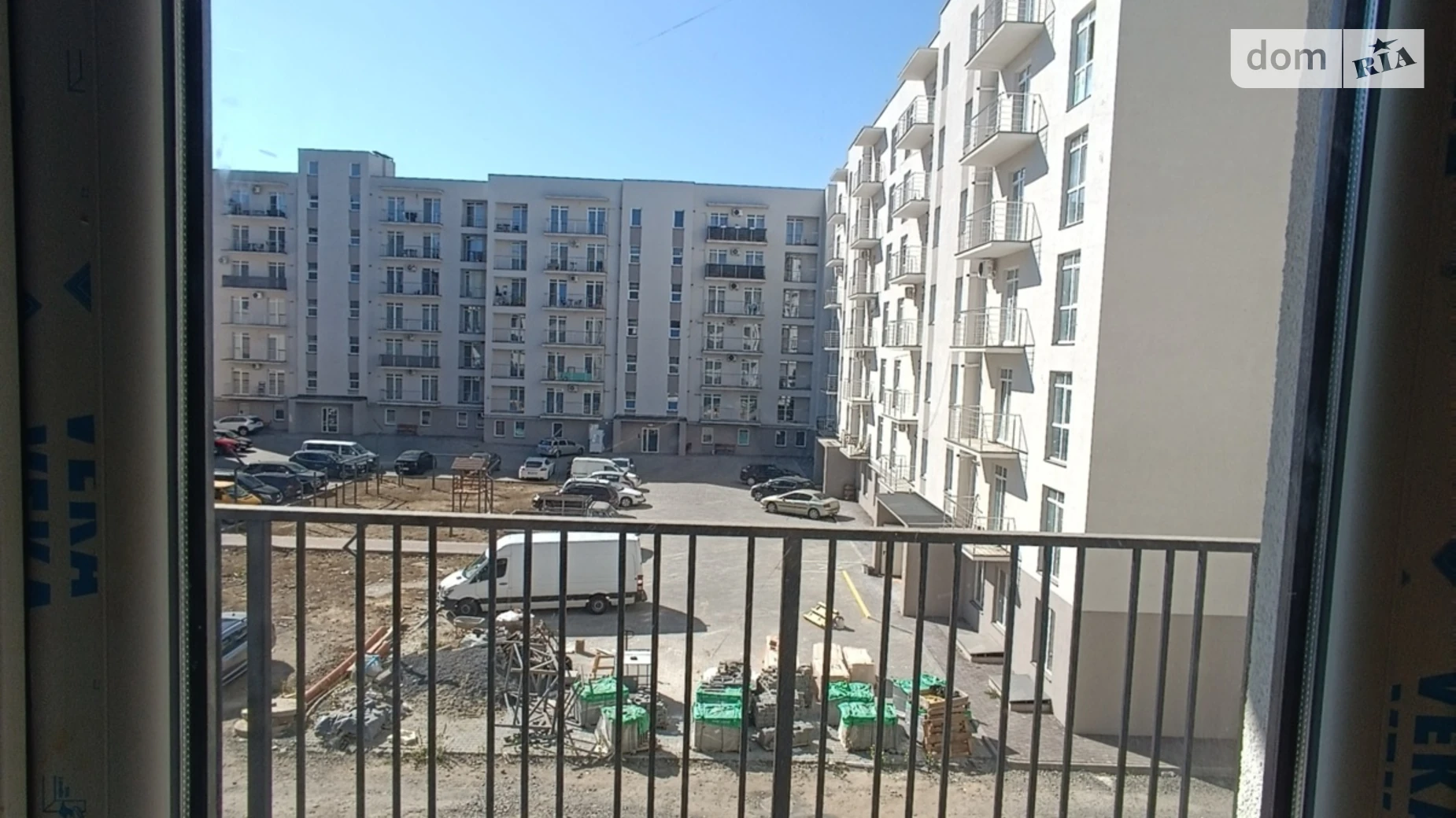 Продается 1-комнатная квартира 36 кв. м в Ужгороде, ул. Богомольца, 15 - фото 3