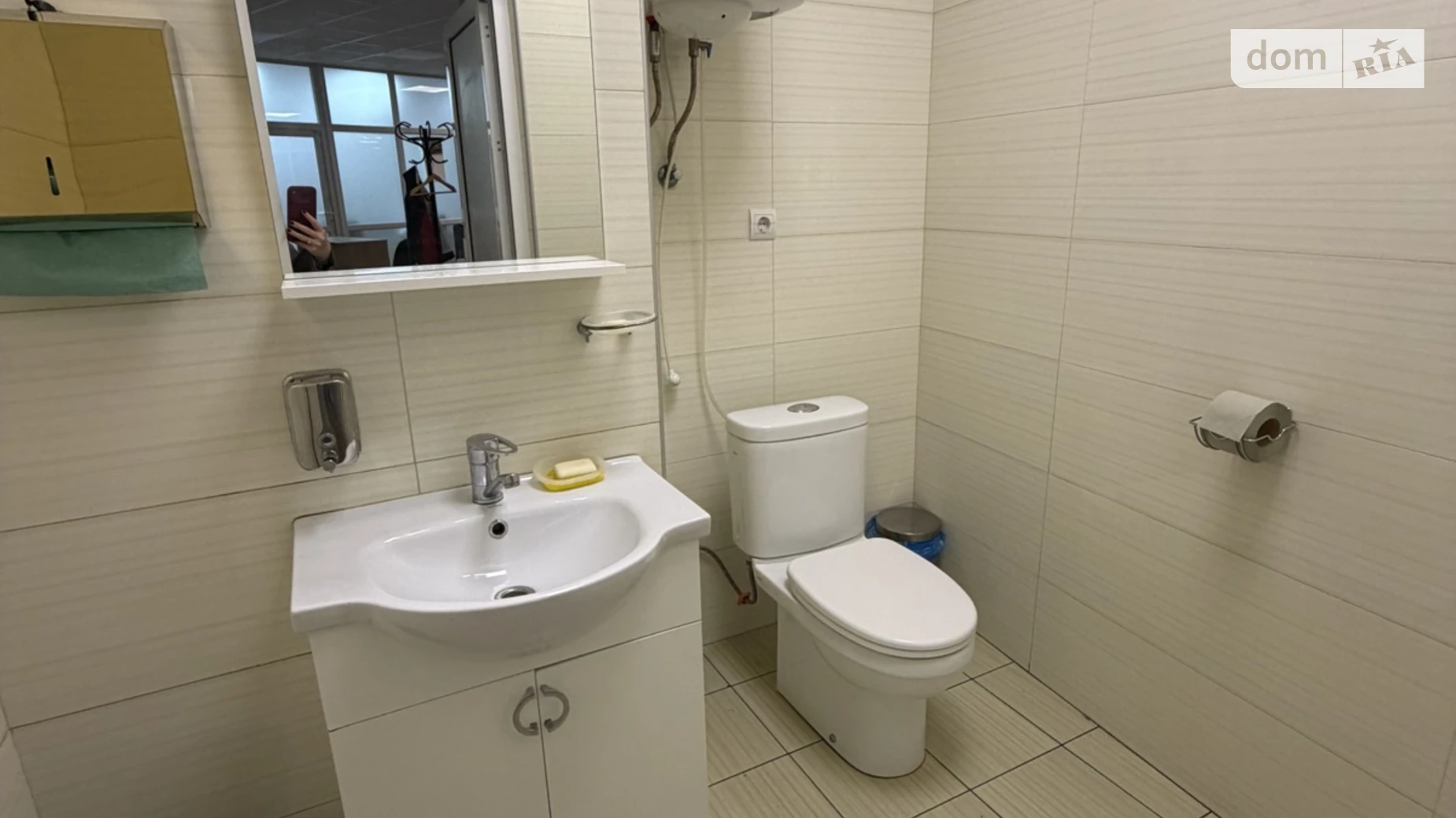 Сдается в аренду офис 234 кв. м в бизнес-центре, цена: 120000 грн - фото 2