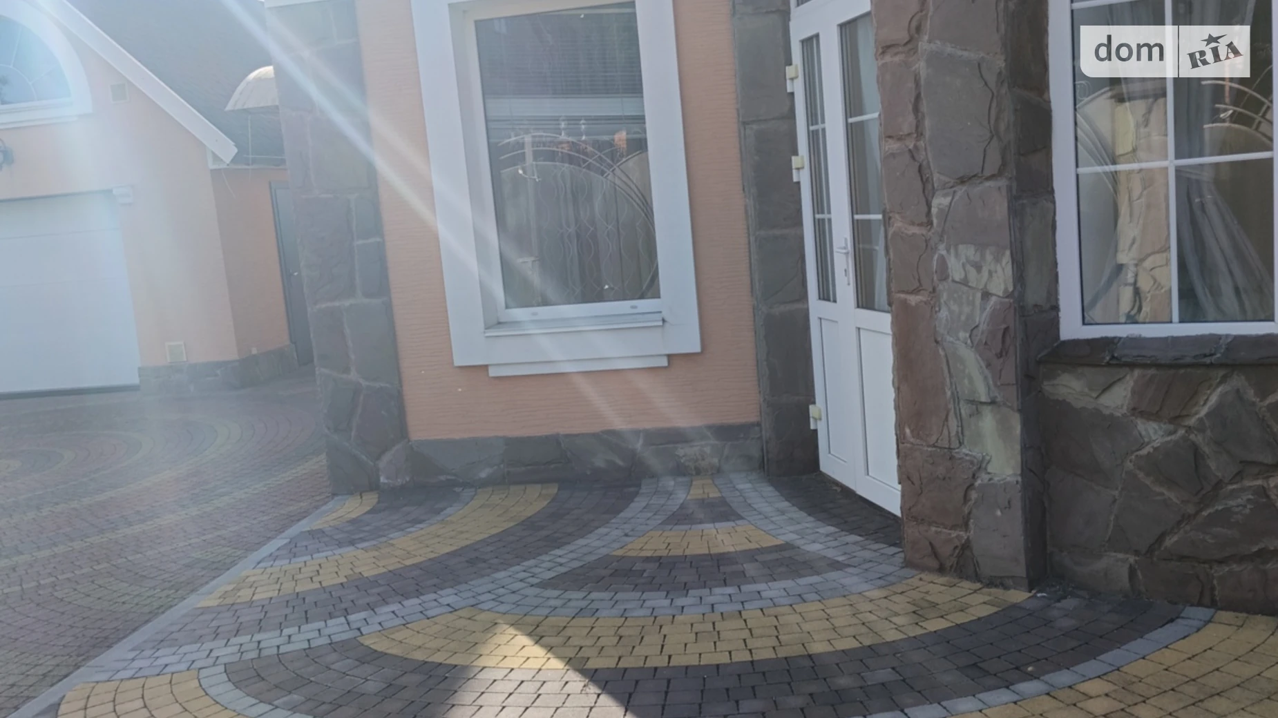 Сдается в аренду дом на 2 этажа 215 кв. м с садом, цена: 1500 $ - фото 4