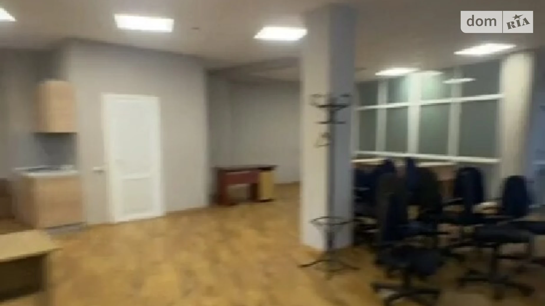 Сдается в аренду офис 234 кв. м в бизнес-центре, цена: 115000 грн - фото 2