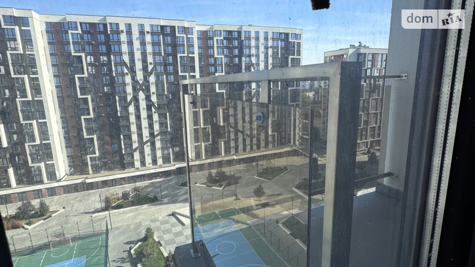 Продается 1-комнатная квартира 45 кв. м в Ивано-Франковске - фото 4